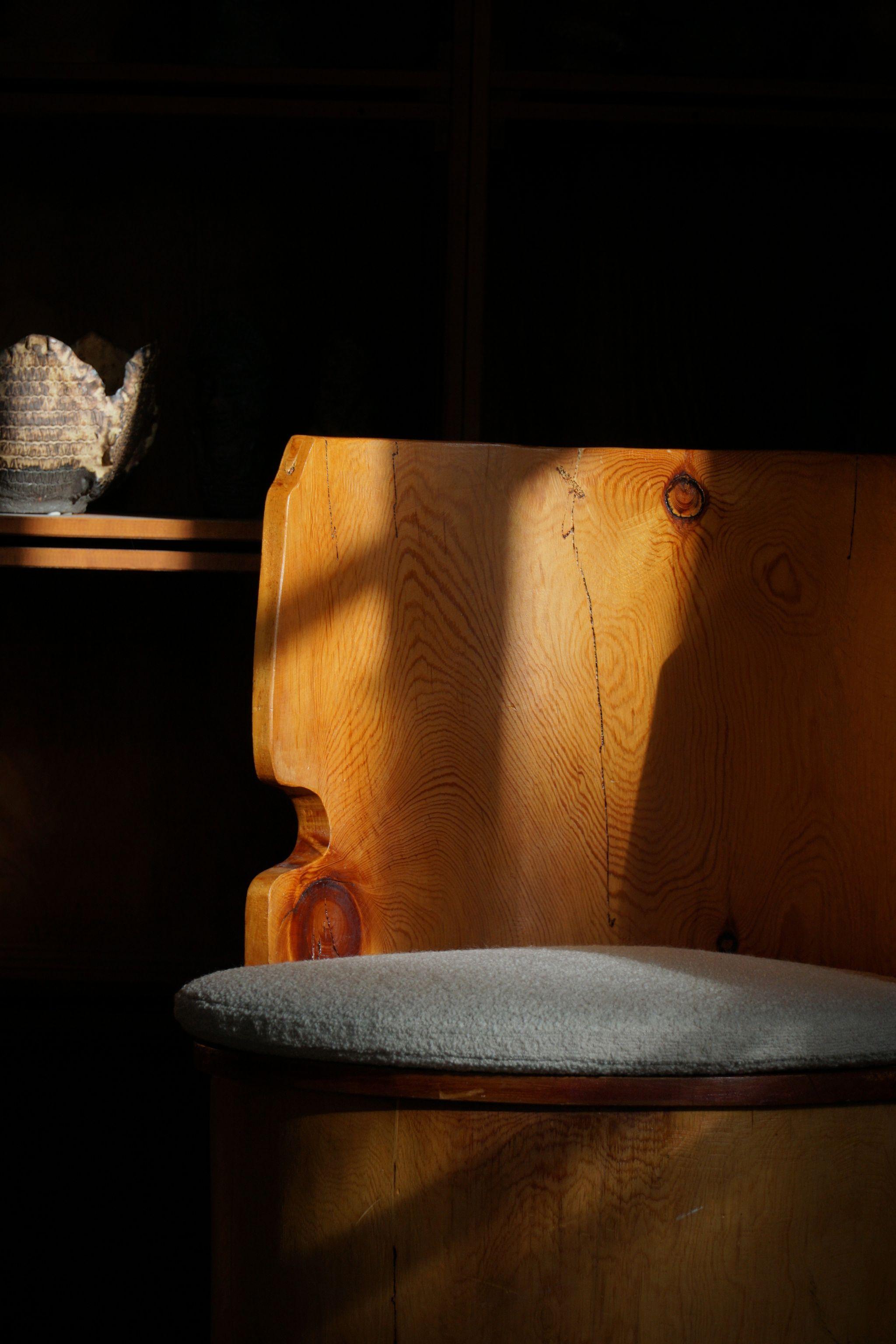 Mid-Century Modern Sculptural Carved Wabi Sabi Brutalist Stump Chair in Solid Pine, Swedish, 1970s For Sale