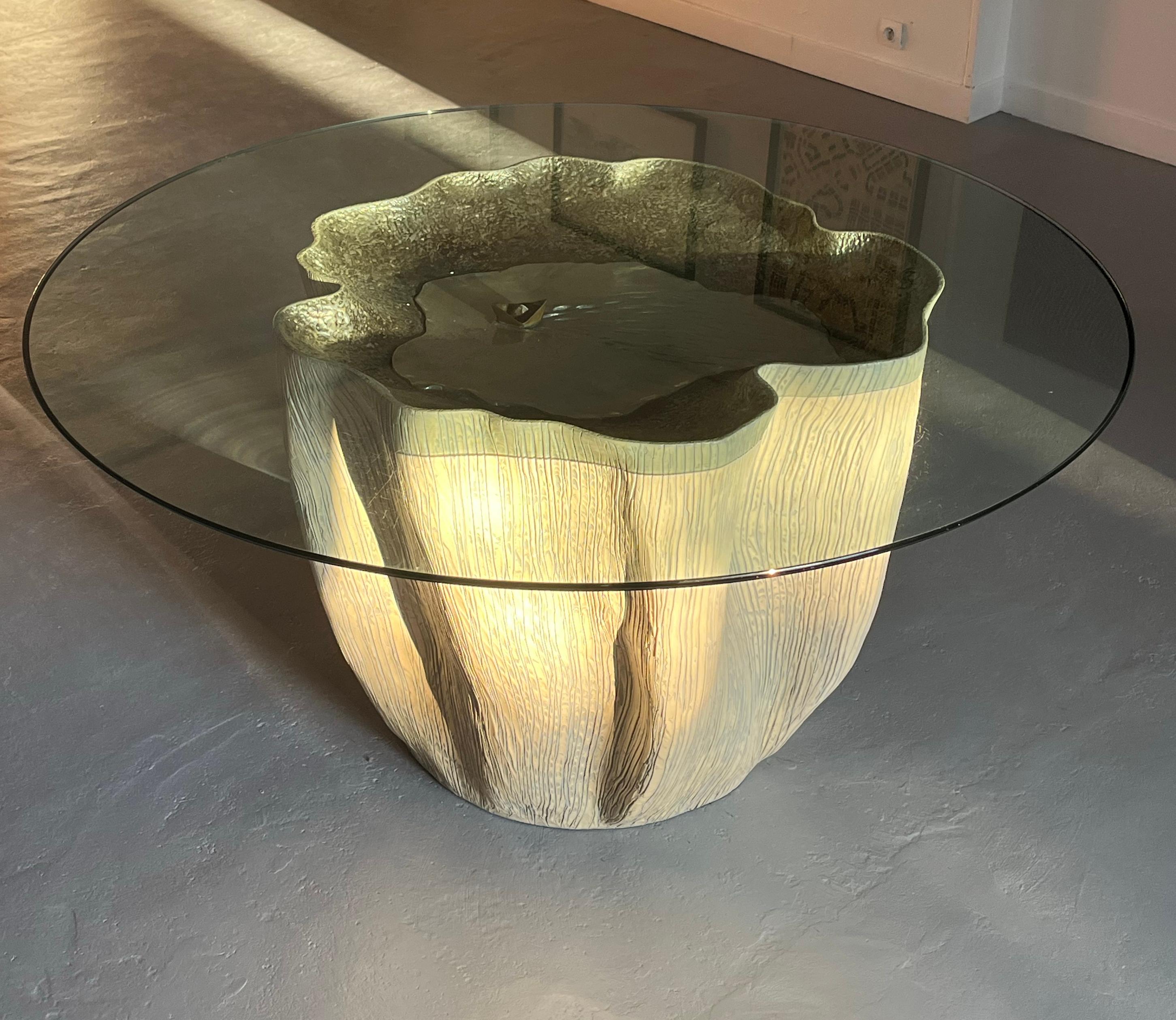 Glass Sculptural center table by Annibale Oste For Sale