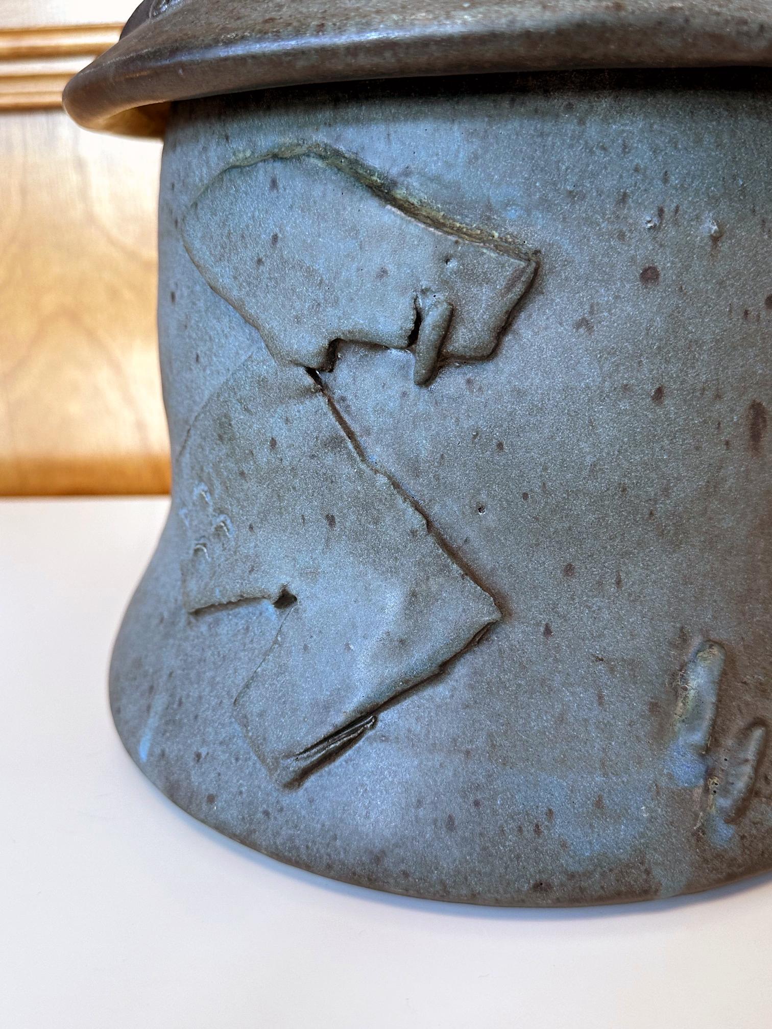 Sculptural Ceramic Ashanti Jar Robert Turner Exhibited  For Sale 6