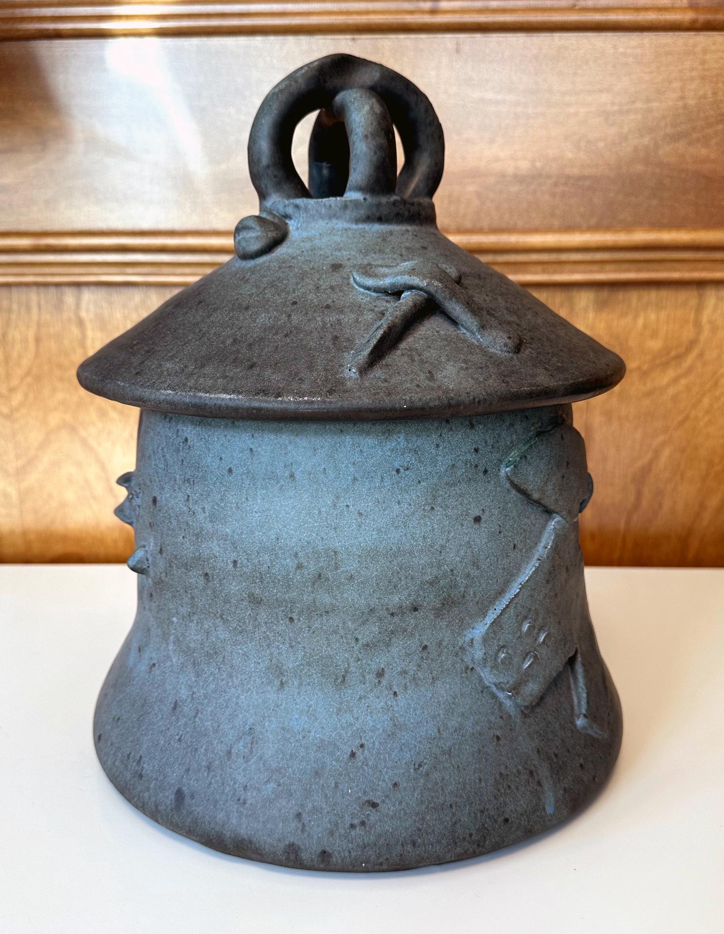 American Sculptural Ceramic Ashanti Jar Robert Turner Exhibited  For Sale