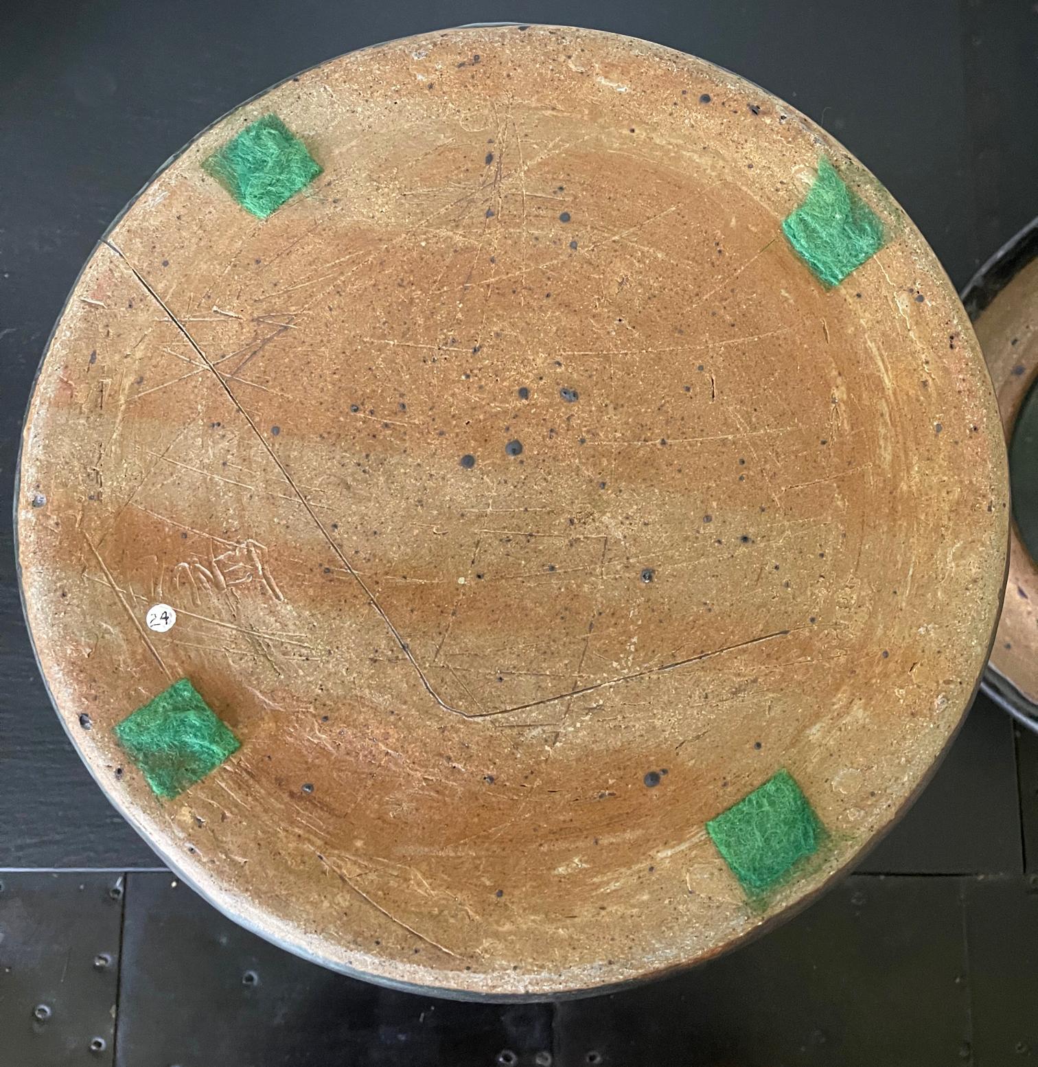 Vaso scultoreo in ceramica Ashanti Robert Turner Pubblicato in vendita 10