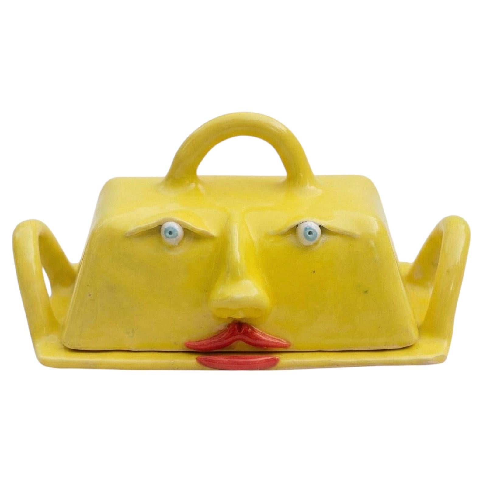 What is the difference between sculpture clay and ceramic clay?