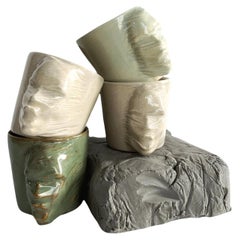 Lot de 4 tasses sculpturales en céramique de Hulya Sozer, Silhouette de visage, tons de terre