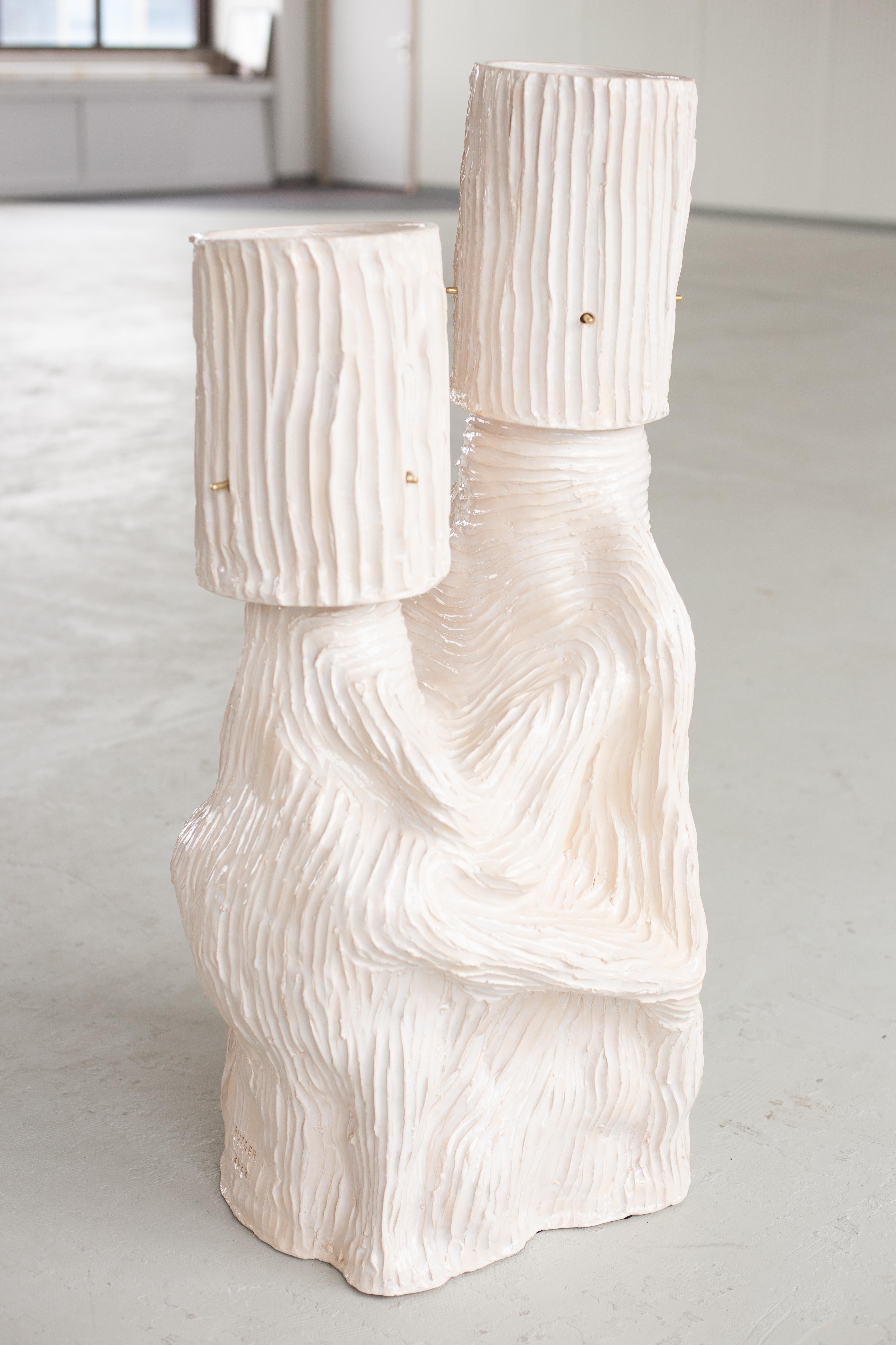 Céramique Lampadaire sculptural en céramique (créé à la main) en vente