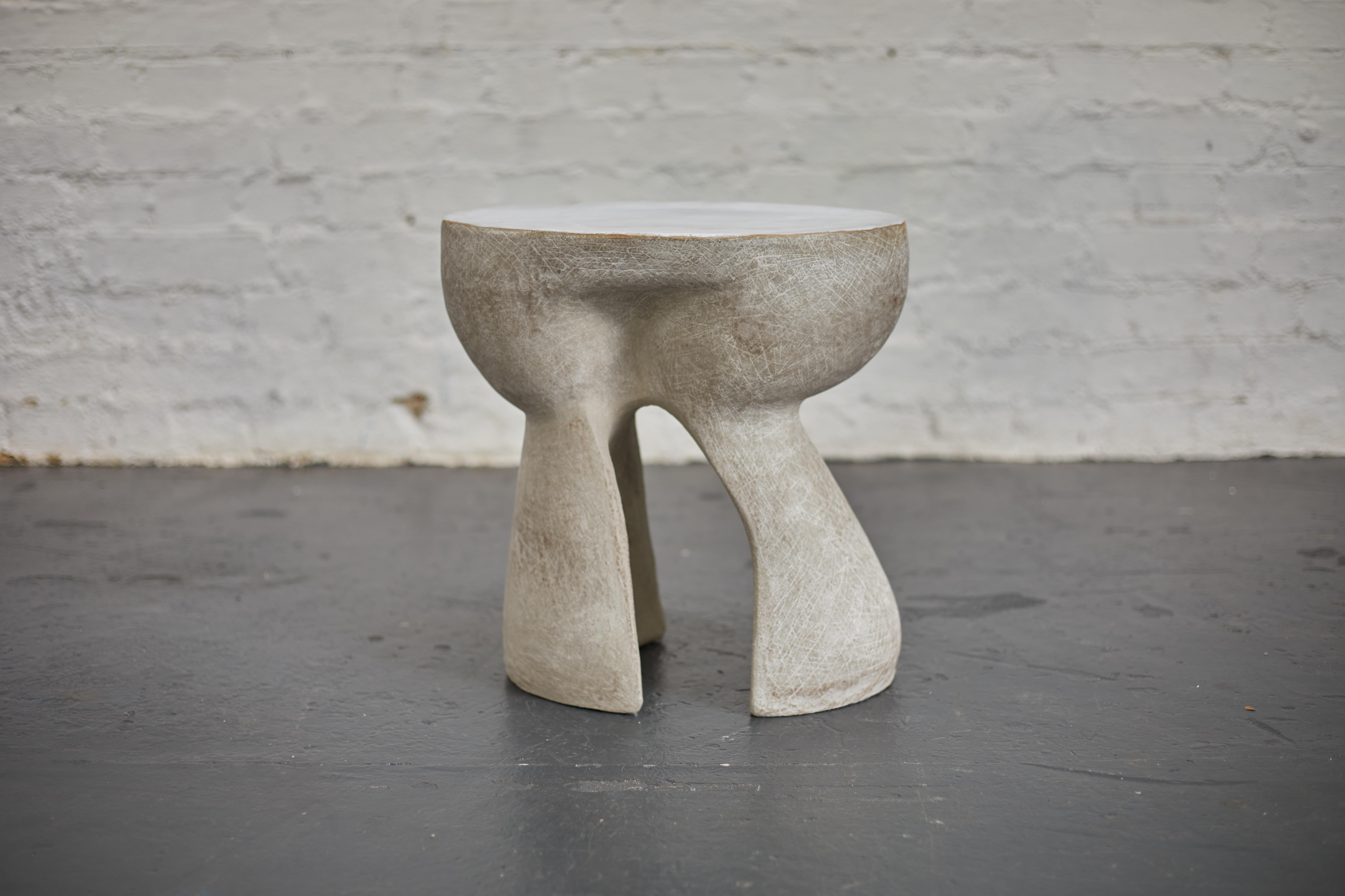 Céramique Table d'appoint sculpturale en vente