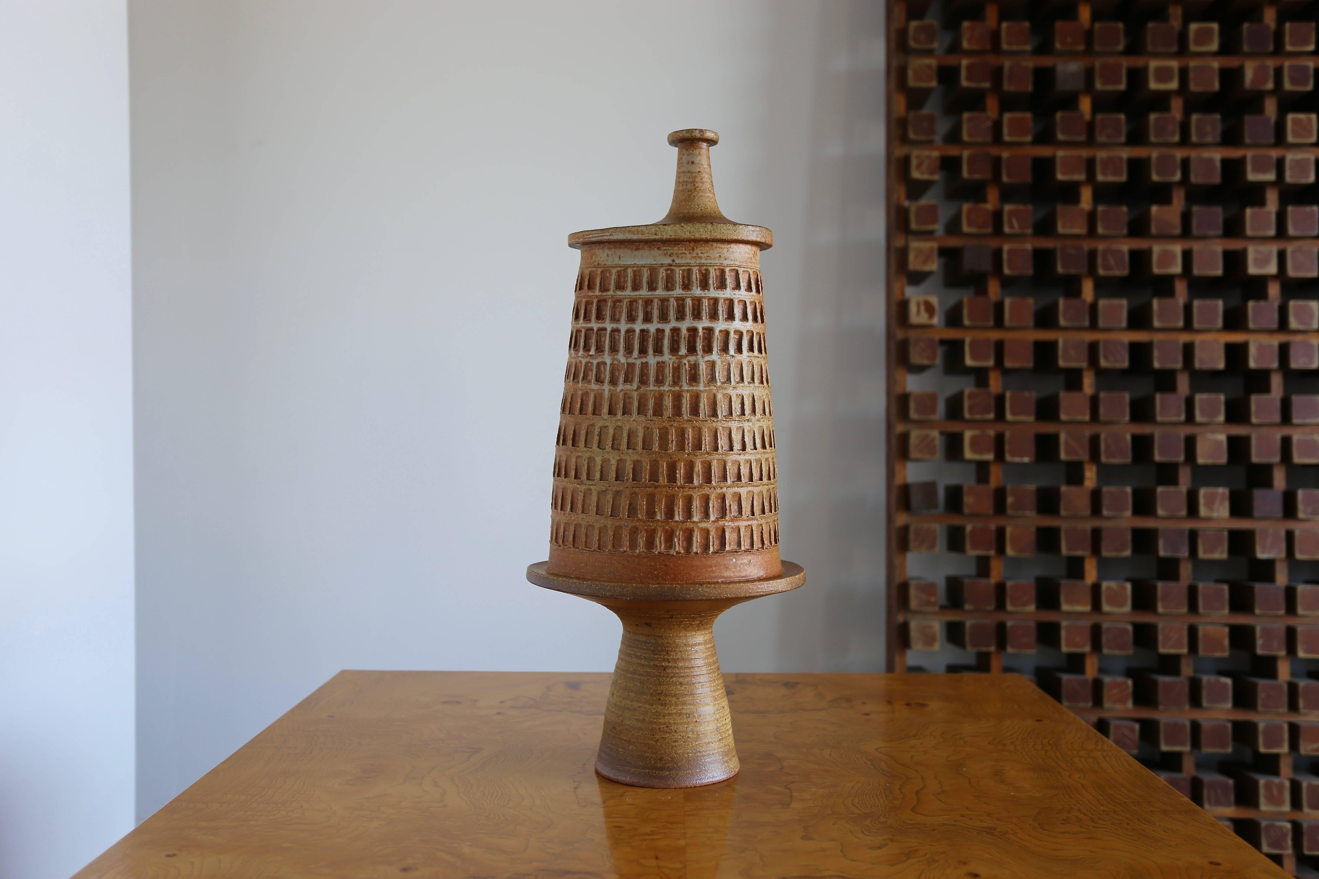 Sculptural Ceramic Vase by Tim Keenan 1