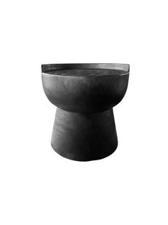 Silla Escultórica Tallada en Madera Maciza de Mango Acabado Quemado Moderno Orgánico