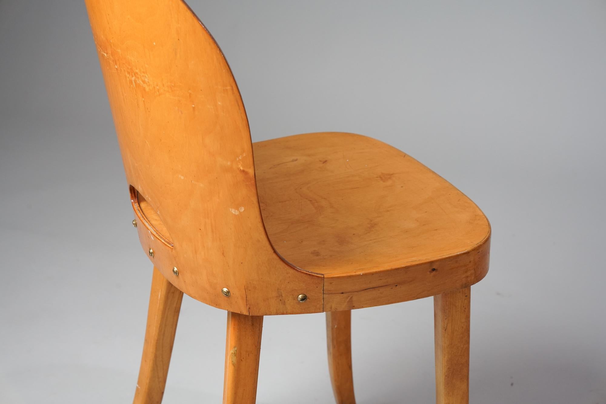 Scandinavian Modern Sculptural Chair, Finland, 1940s For Sale