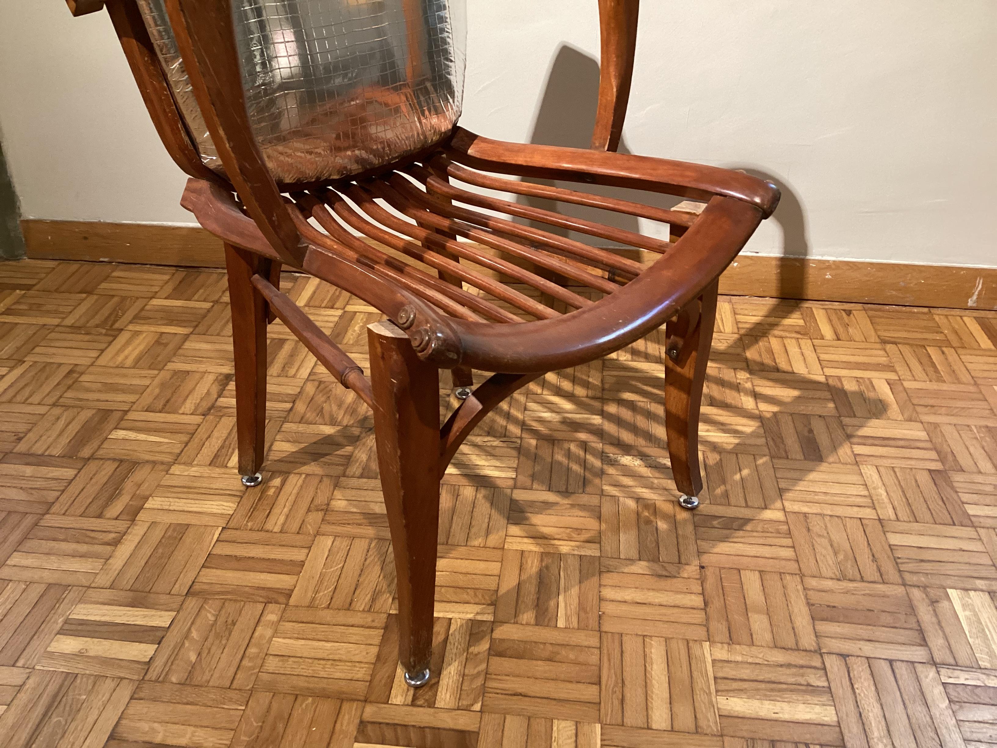 Skulpturaler Stuhl für die Himmelsbeobachtung #13 von Andreu Carulla (Polster) im Angebot