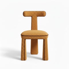 Skulpturaler Stuhl aus Bouclé-Polsterung mit architektonischer Silhouette von Mondo