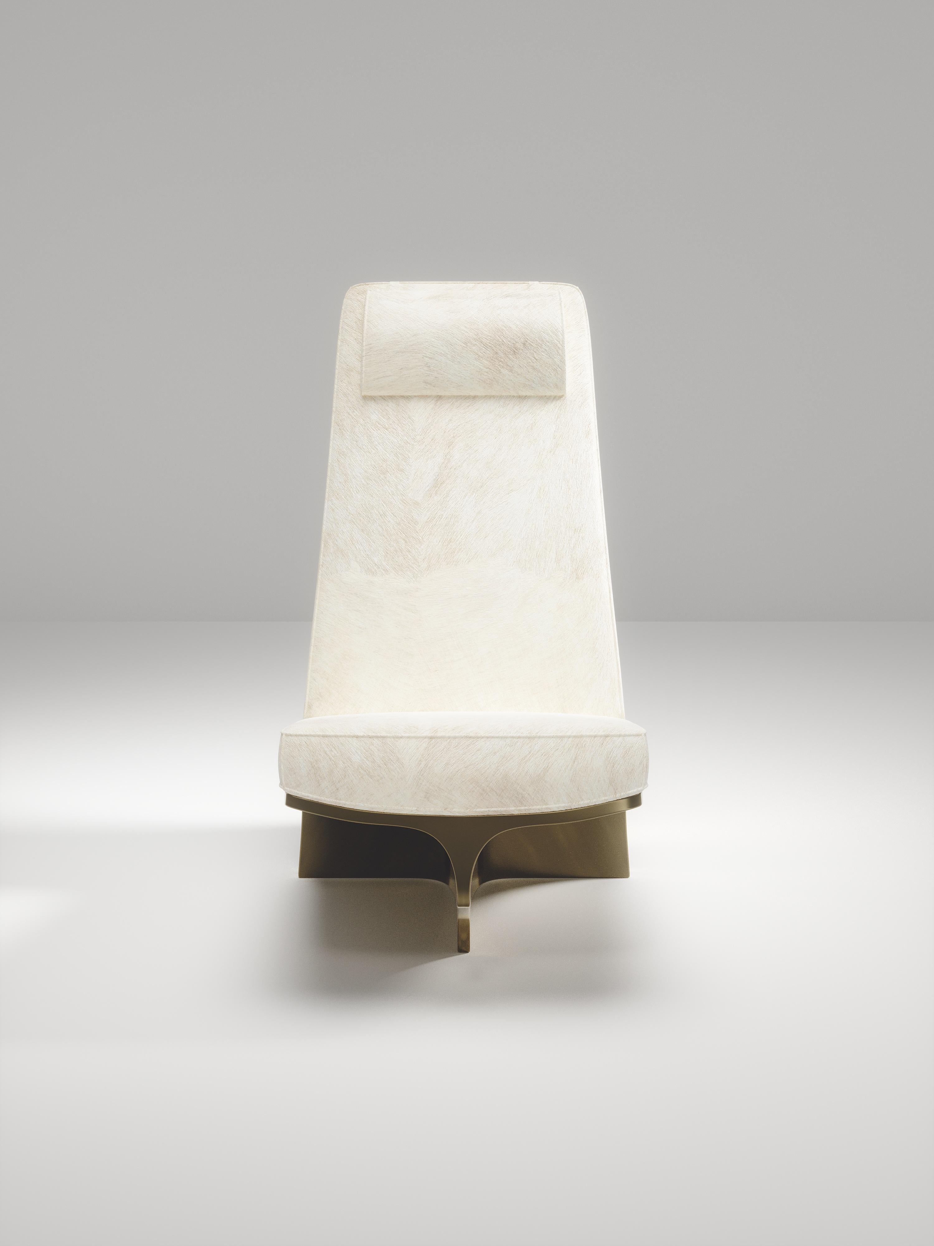 Laiton Chaise sculpturale en laiton patiné bronze de Patrick Coard Paris en vente