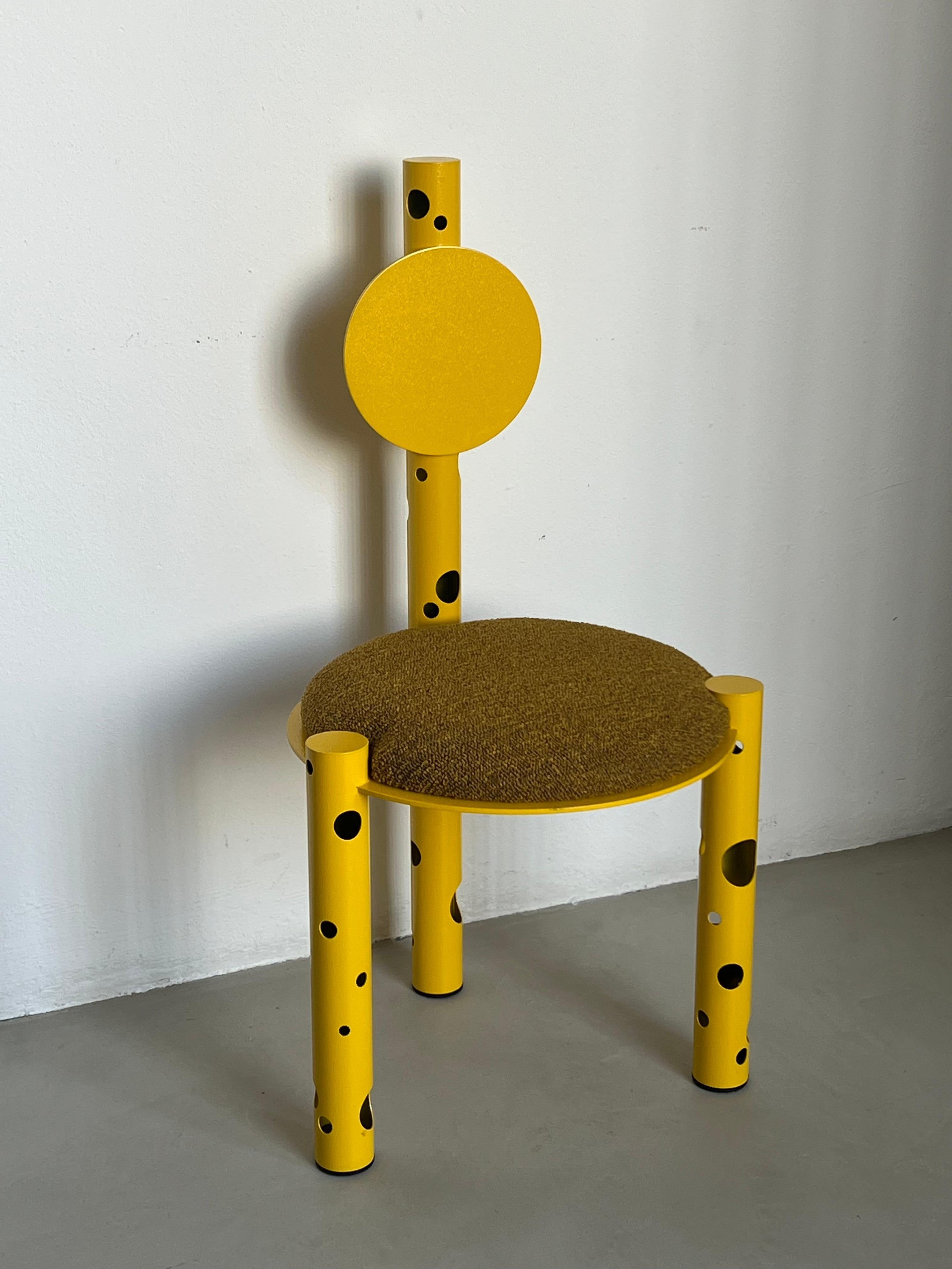 Sculptural Chair ''Silos'' by Spinzi in bright yellow For Sale 5