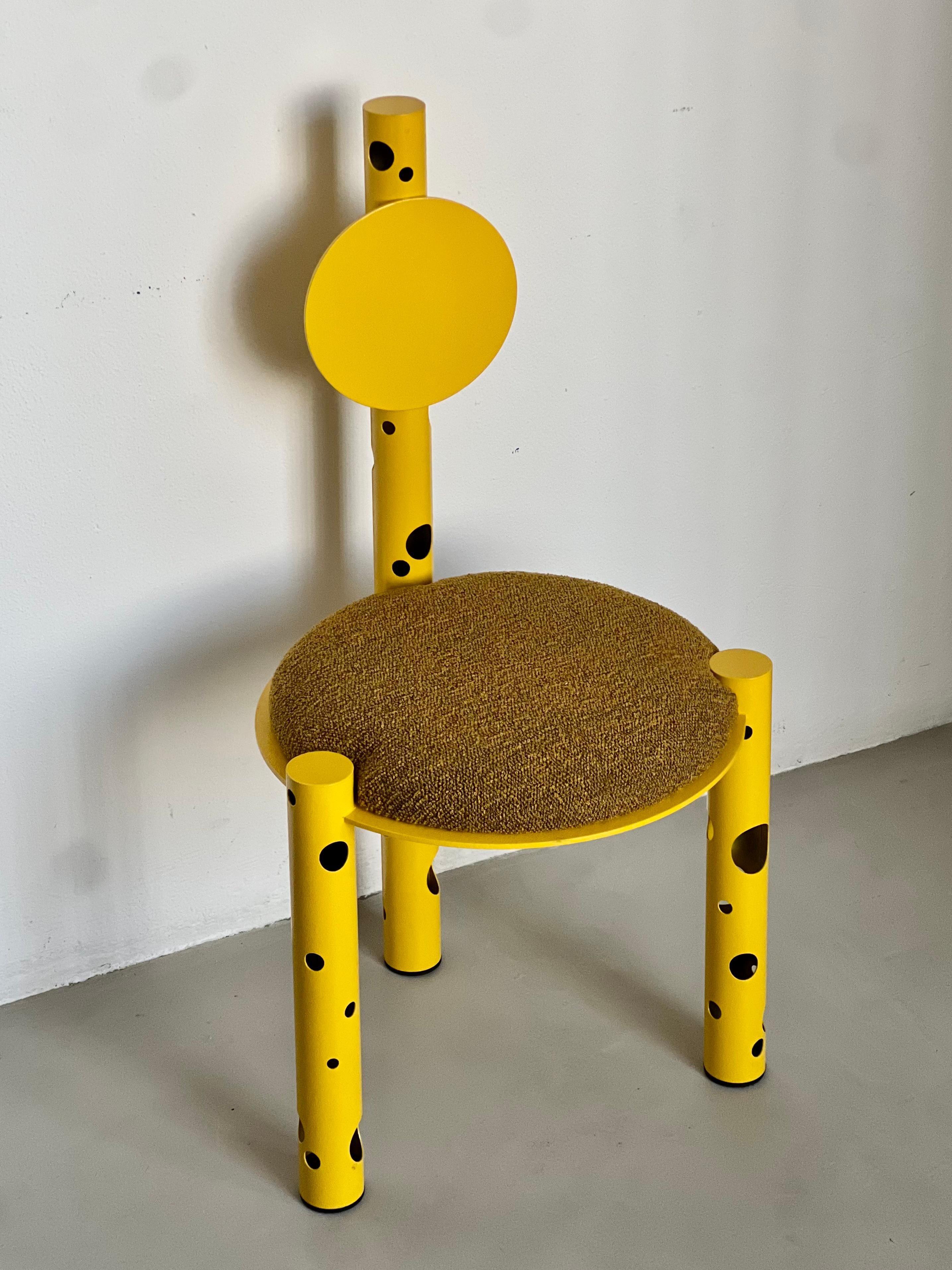 Sculptural Chair ''Silos'' by Spinzi in bright yellow For Sale 6