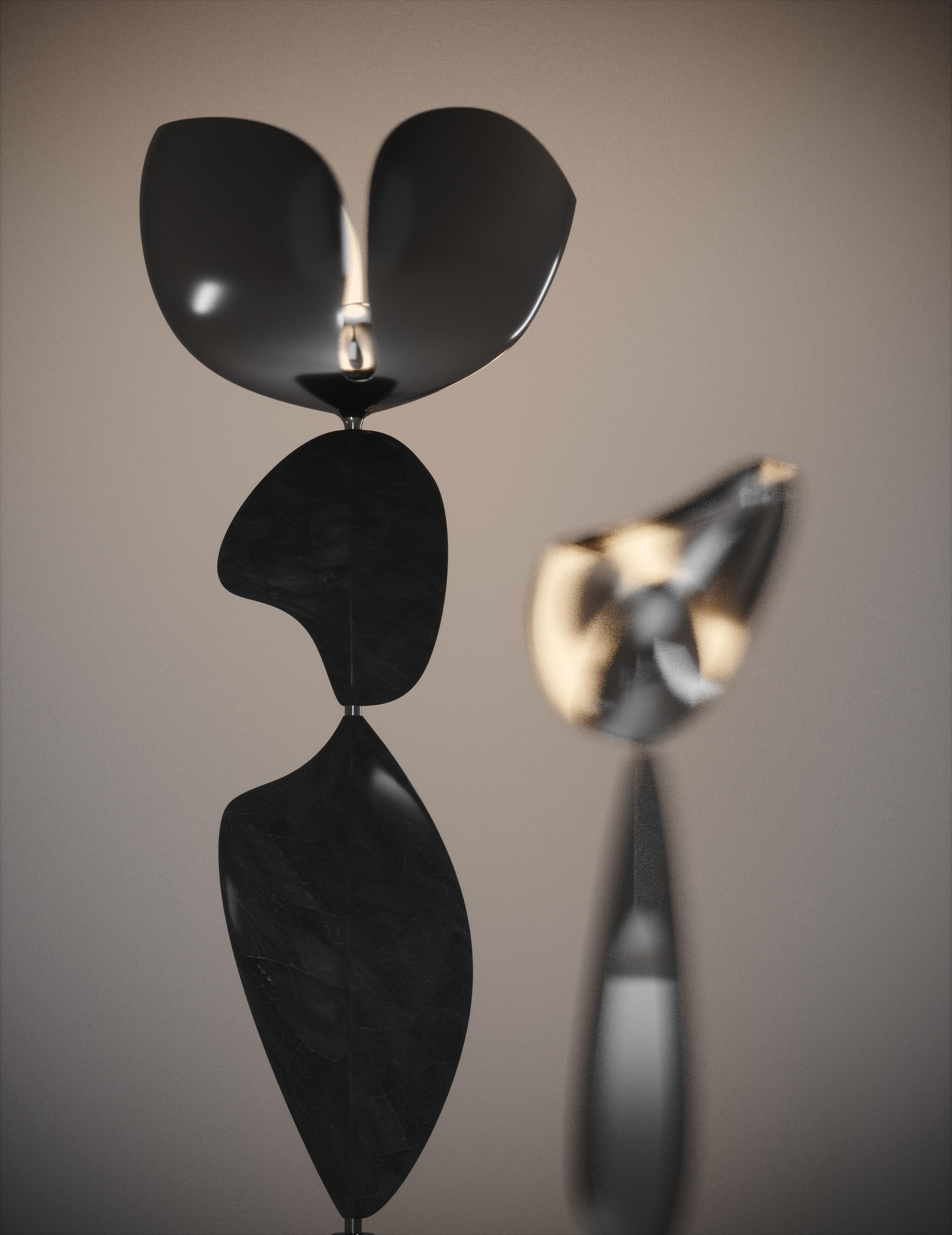 Le lampadaire Cosmo Sky de Feal Paris est une pièce fantaisiste et sculpturale, incrustée dans un acier inoxydable poli au fini chromé avec une incrustation de coquilles de stylo noires ; créant une sensation vintage à la pièce. Les formes amorphes