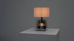 Skulpturale italienische Tischlampe aus Chrom