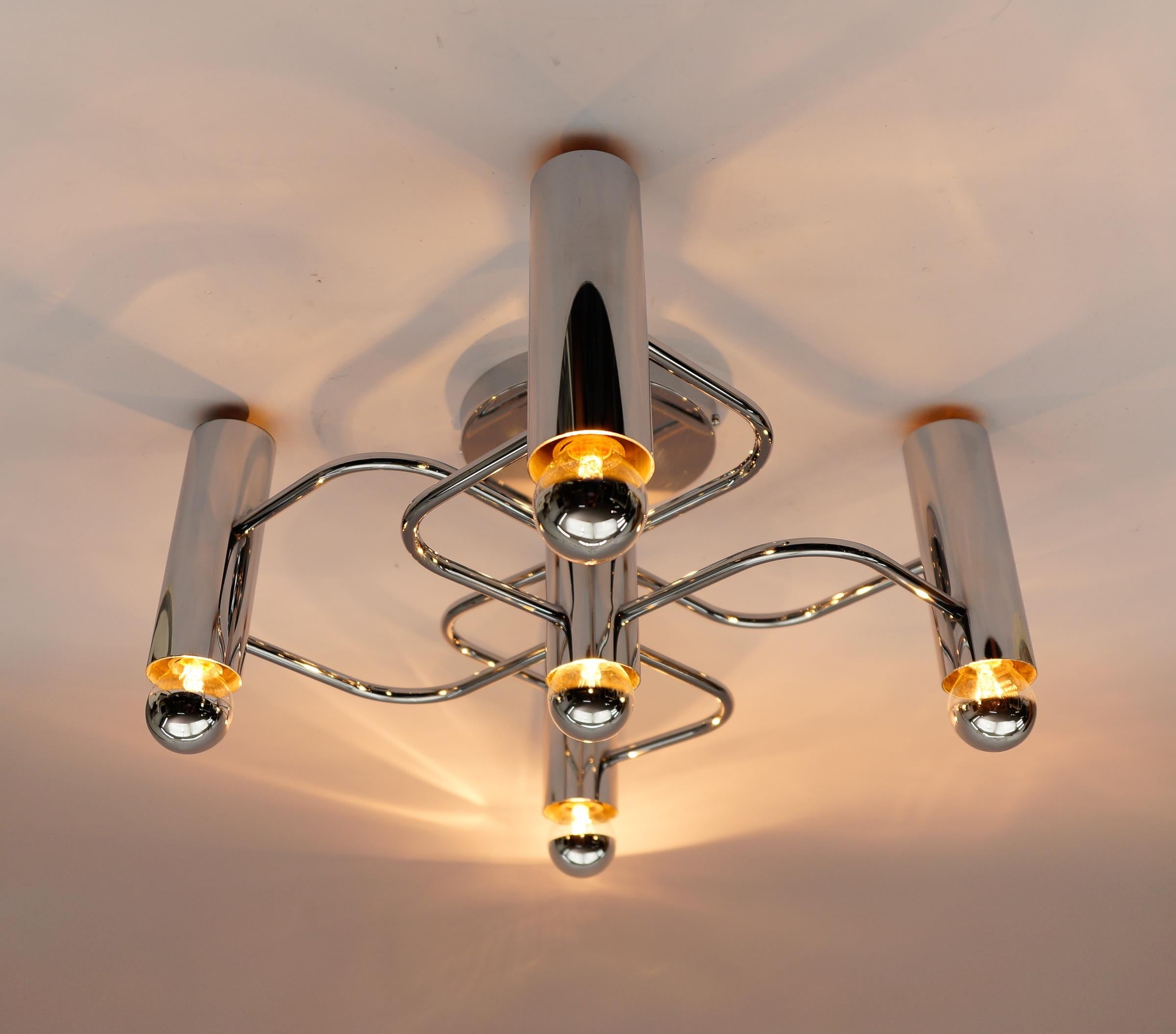Mid-Century Modern Sculptural Chrome Wall Light or Flush Mount by Leola, 1970s Germany