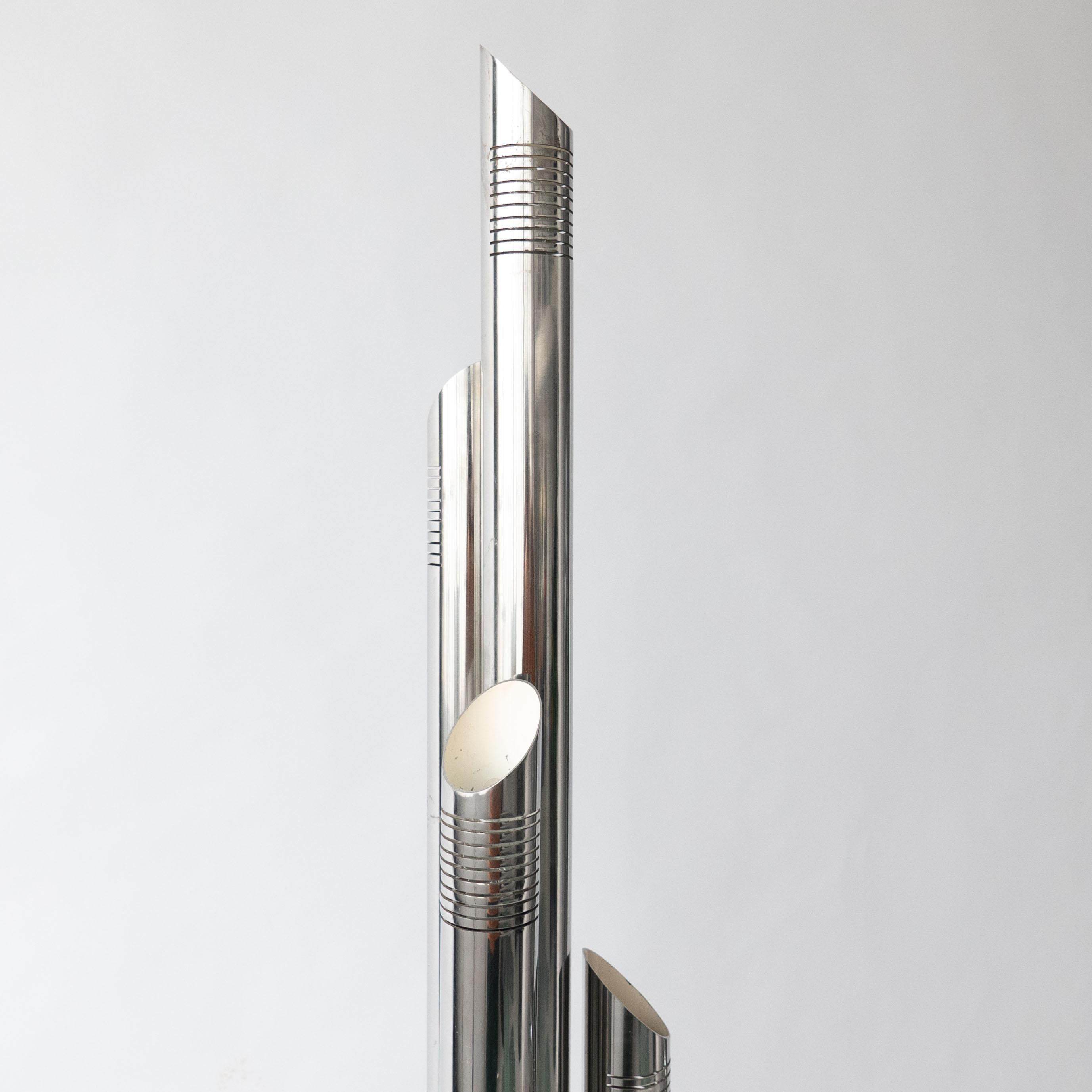 Ère spatiale Lampadaire chromé sculptural de Goffredo Reggiani, design de collection italien en vente