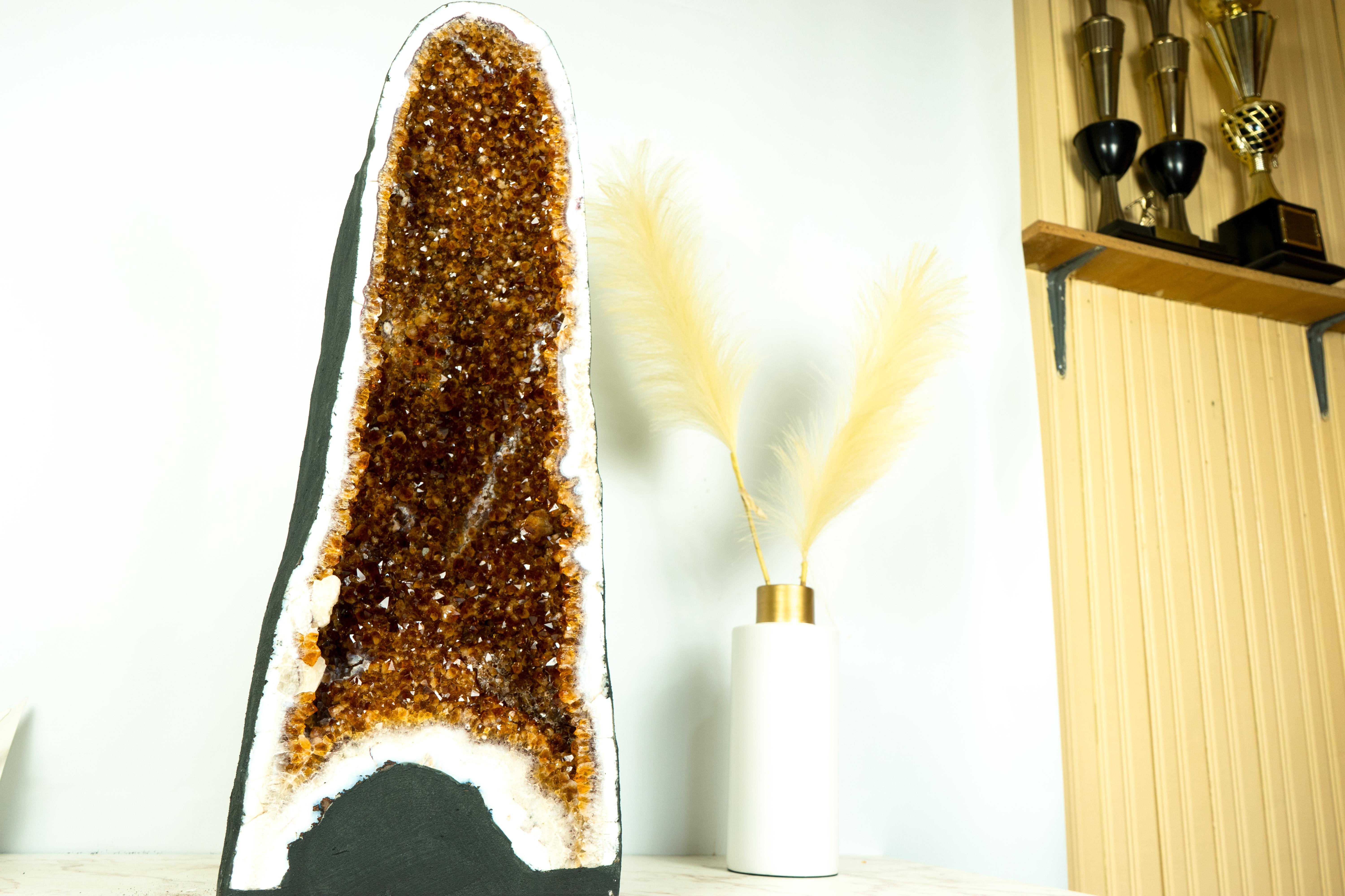Skulpturale Citrin-Geode-Kathedrale aus Madeira mit hochkarätigem Madeira-Citrin, Super-Extra im Angebot 6