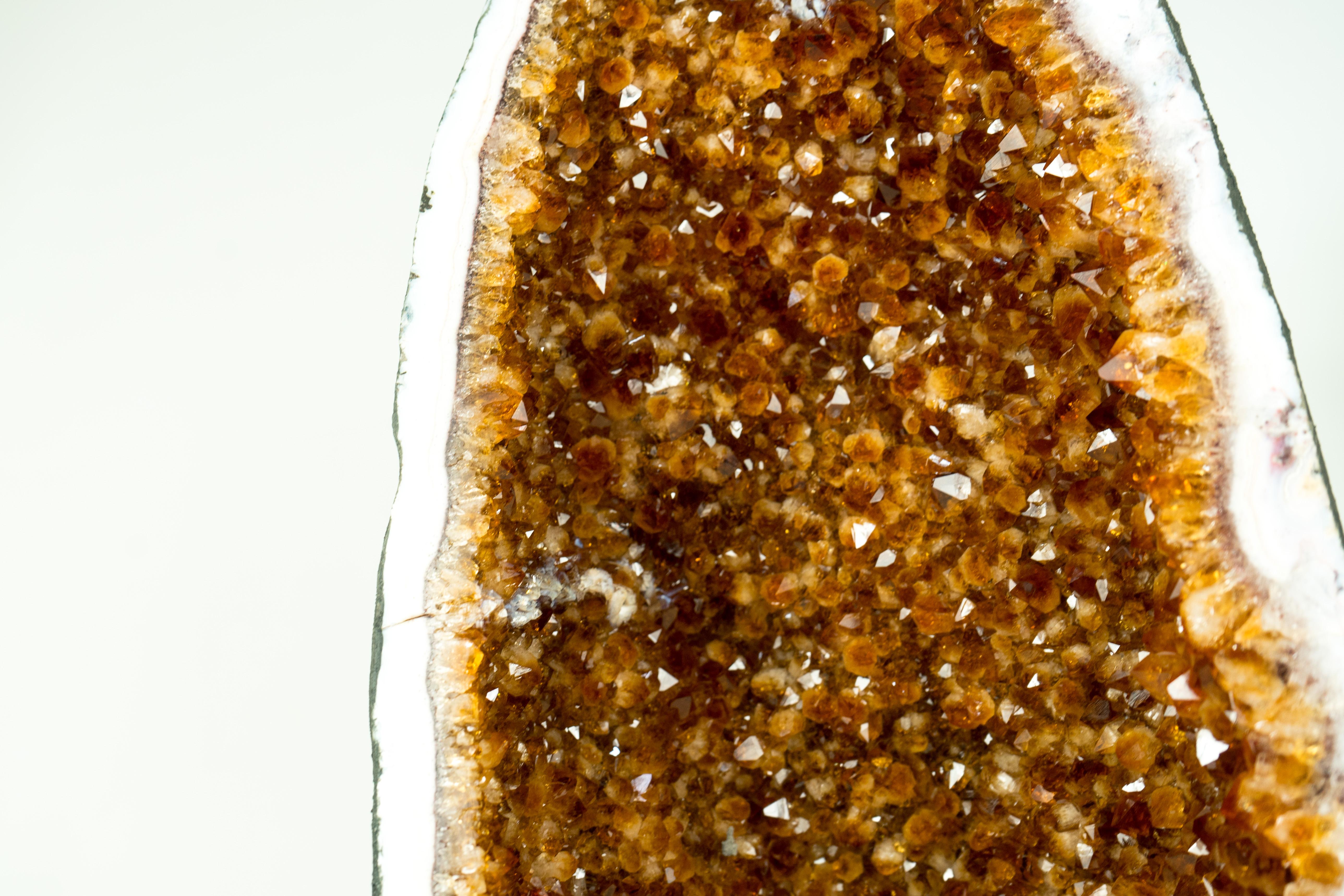 Skulpturale Citrin-Geode-Kathedrale aus Madeira mit hochkarätigem Madeira-Citrin, Super-Extra (Kristall) im Angebot