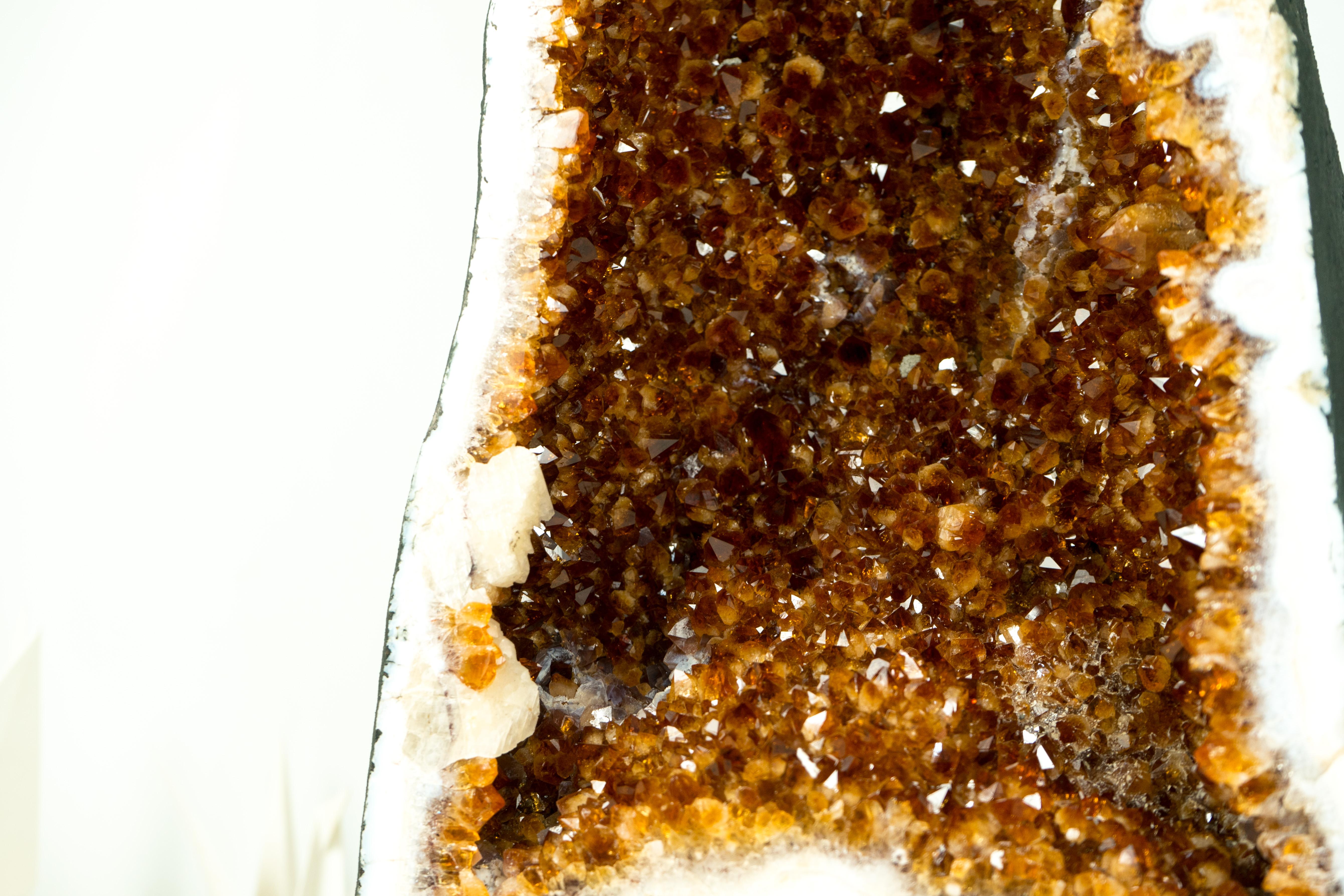 Skulpturale Citrin-Geode-Kathedrale aus Madeira mit hochkarätigem Madeira-Citrin, Super-Extra im Angebot 1