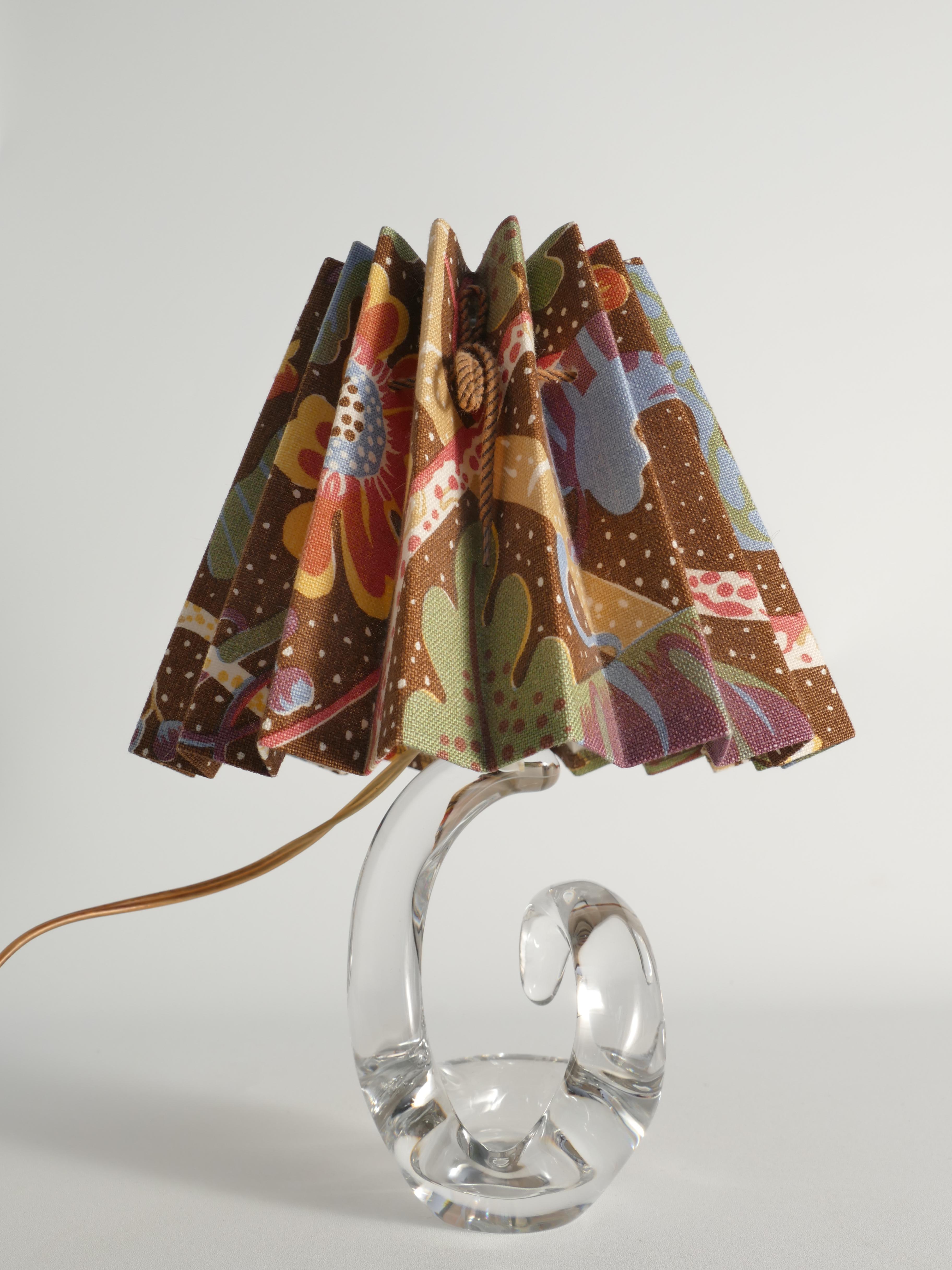 Lampada da tavolo scultorea in cristallo trasparente di Schneider, Francia, anni '50 in vendita 6