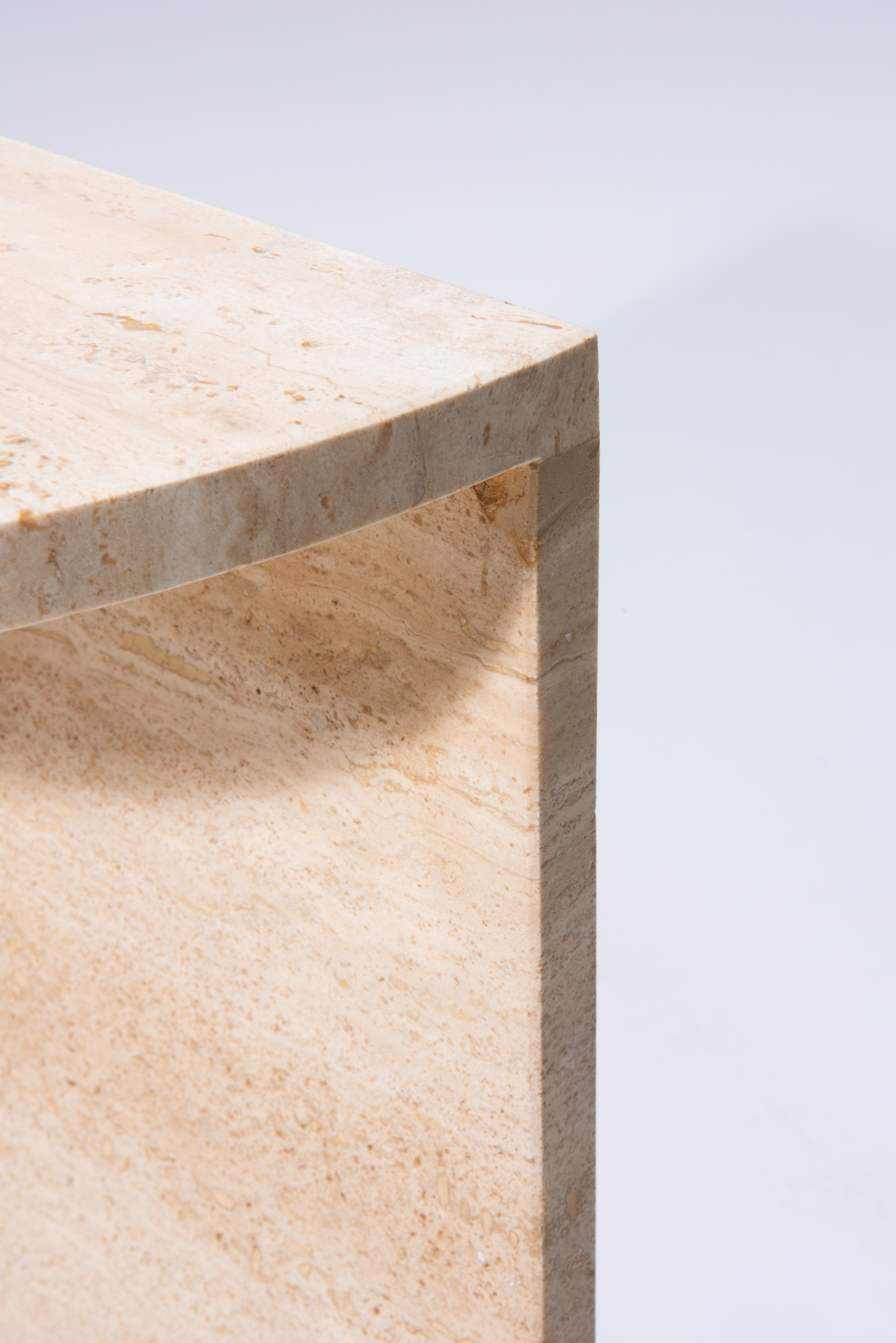 Sculptural Coffee Table - 70s 4