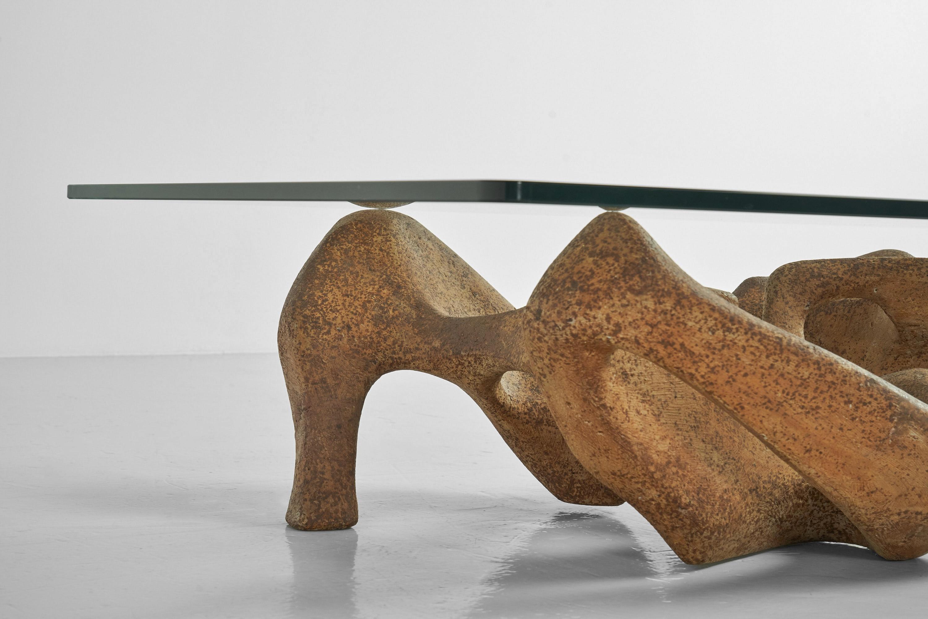 Sculptural Coffee Table in Concrete, Italy, 1960 4