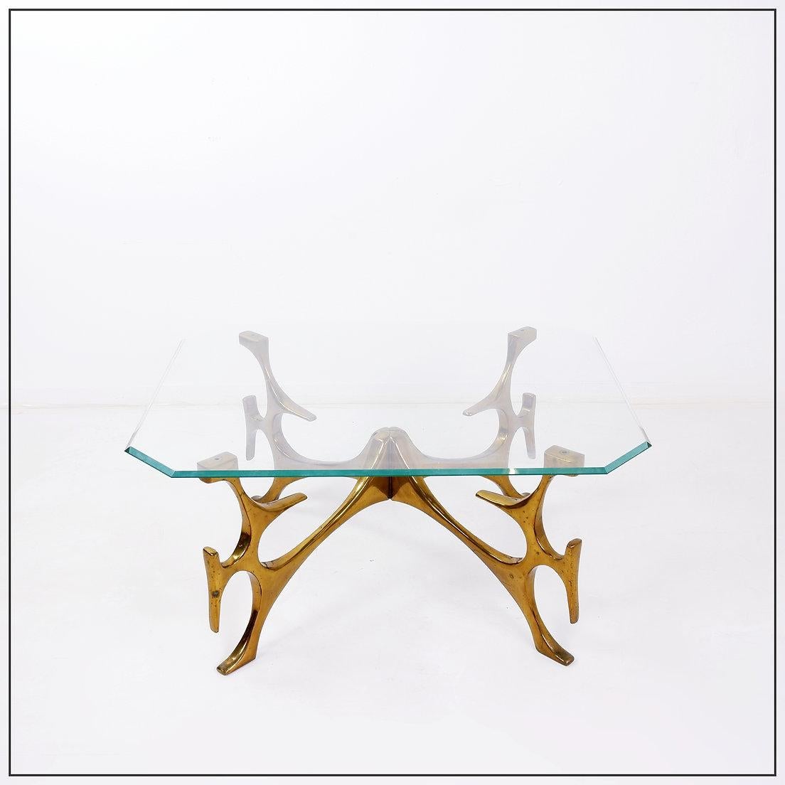 Sculptural Coffee Table in the style of Fred Brouard - Circa 1960s Bon état - En vente à Linkebeek, BE
