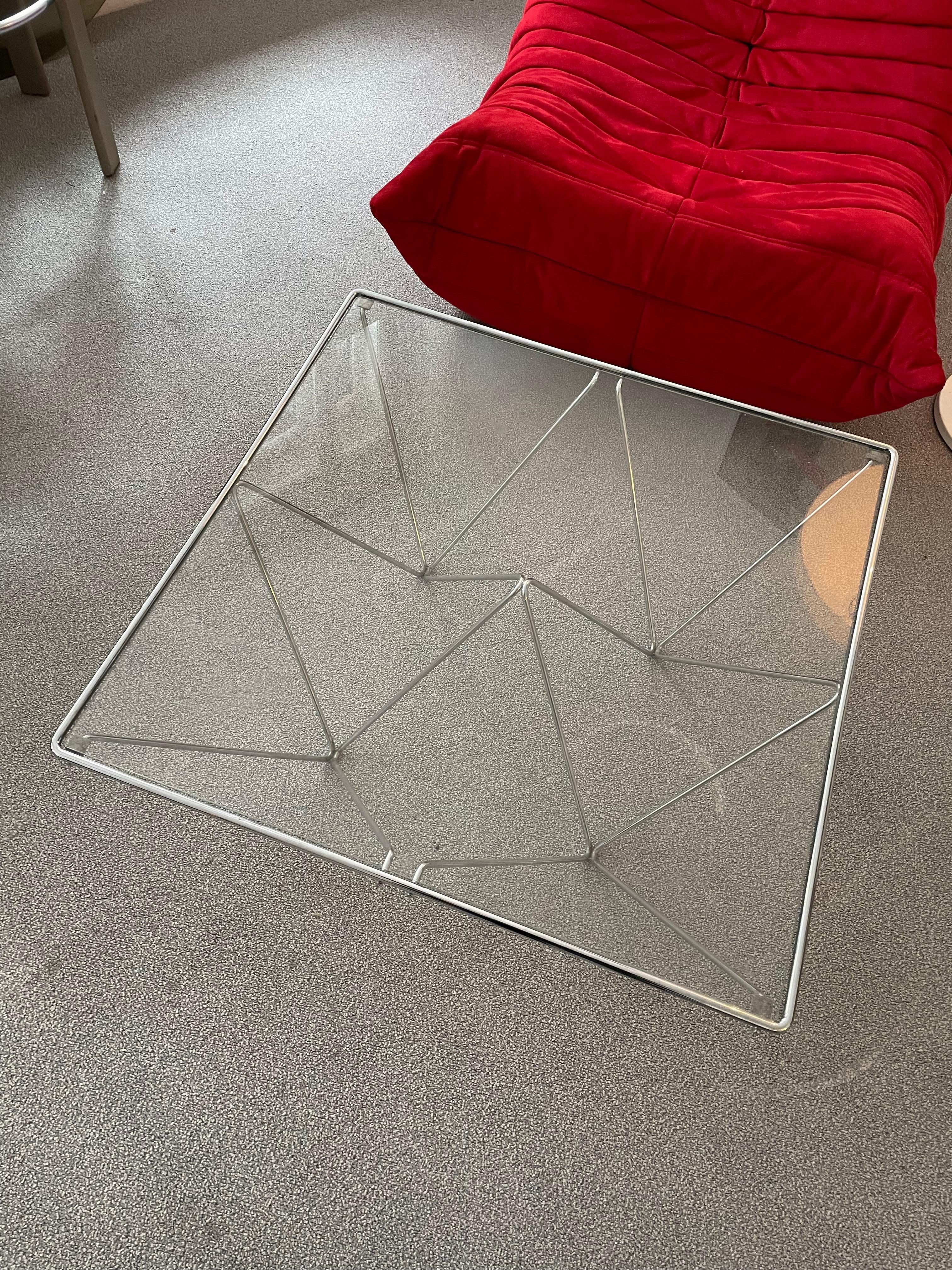 Sculptural Coffee Table in the Style of Paolo Piva for B & B Italia 1980s 1