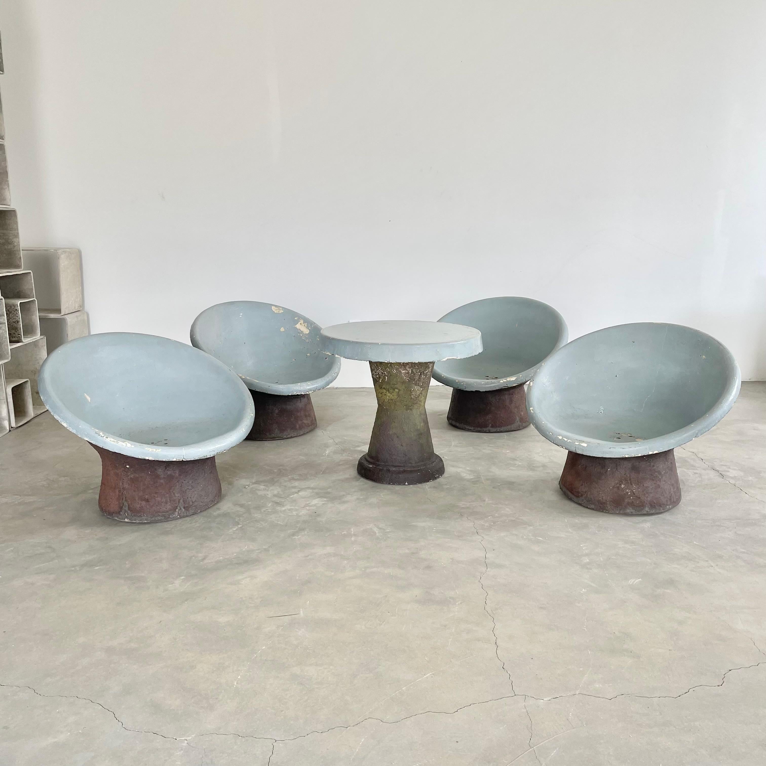 Chaises et tables sculpturales en béton, années 1960, Suisse en vente 1