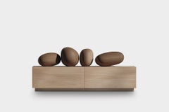 Console scultorea Sereno No47, mobili minimalisti di Joel Escalona