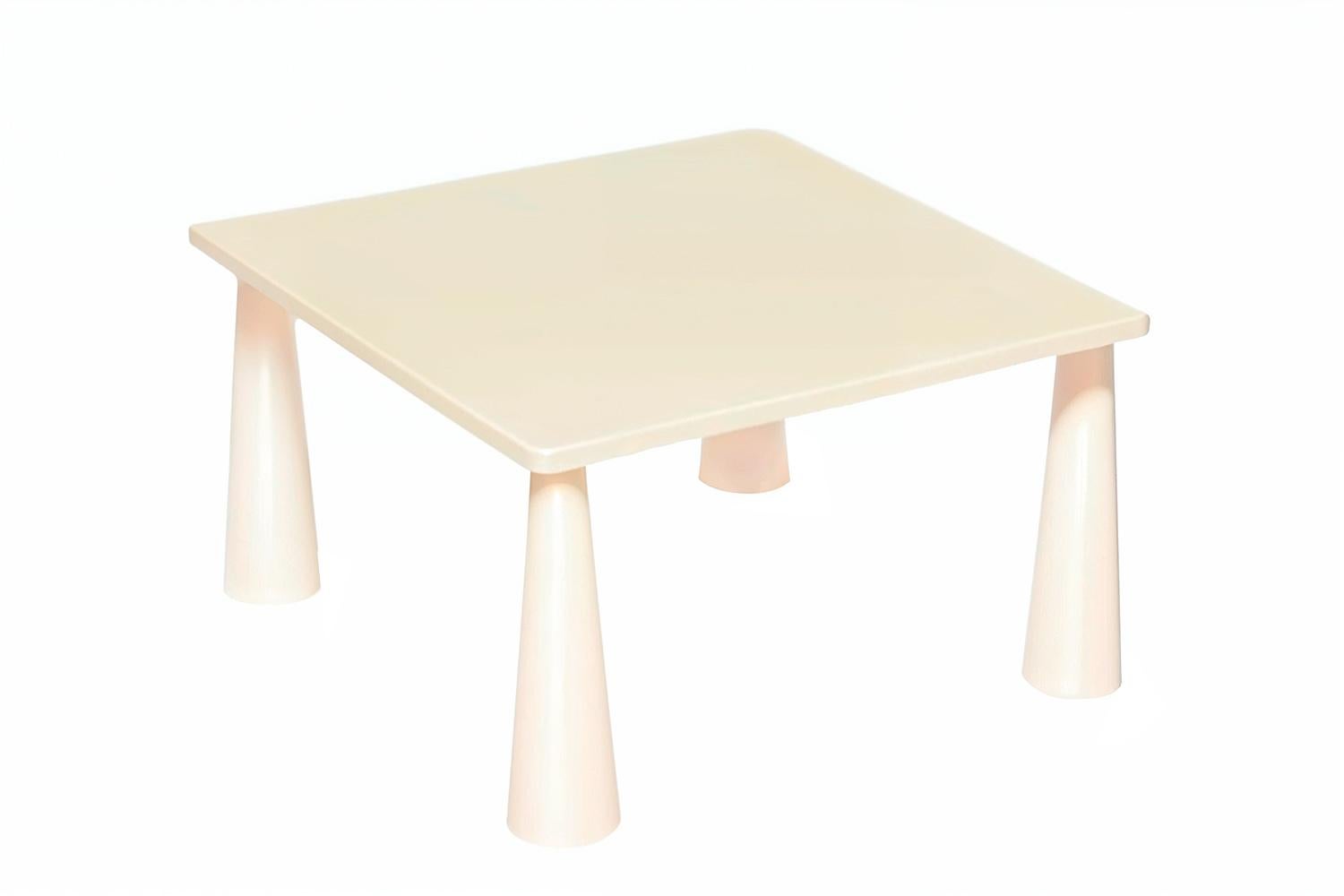 Laqué Sculpturale Table de salle à manger contemporaine laquée noir Trance en vente
