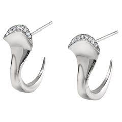 Boucles d'oreilles sculpturales en platine haute couture contemporaines avec diamants blancs naturels