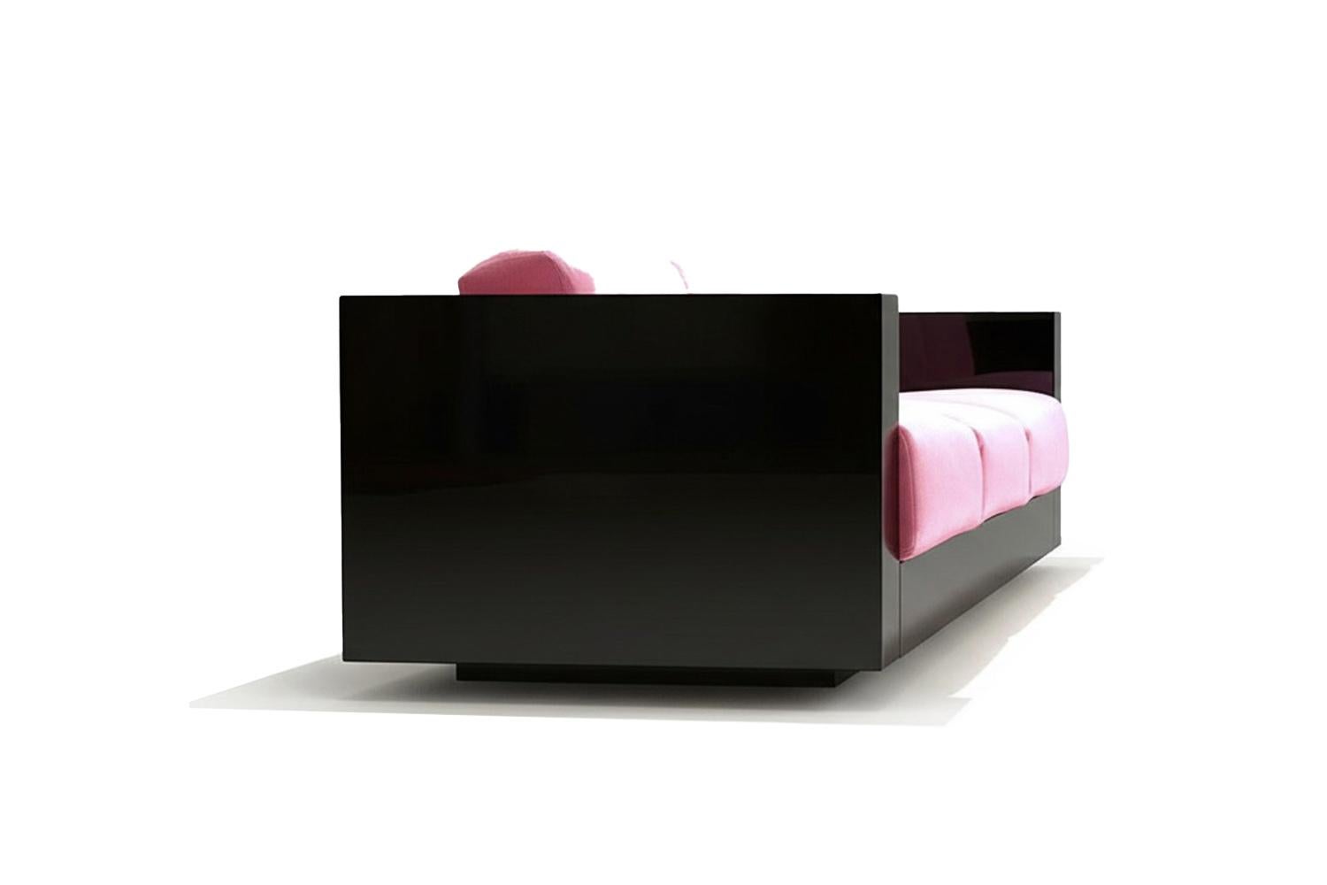 Spanish Sculptural Contemporary Pink Velvet and Black Lacquered Sofa Revolución For Sale