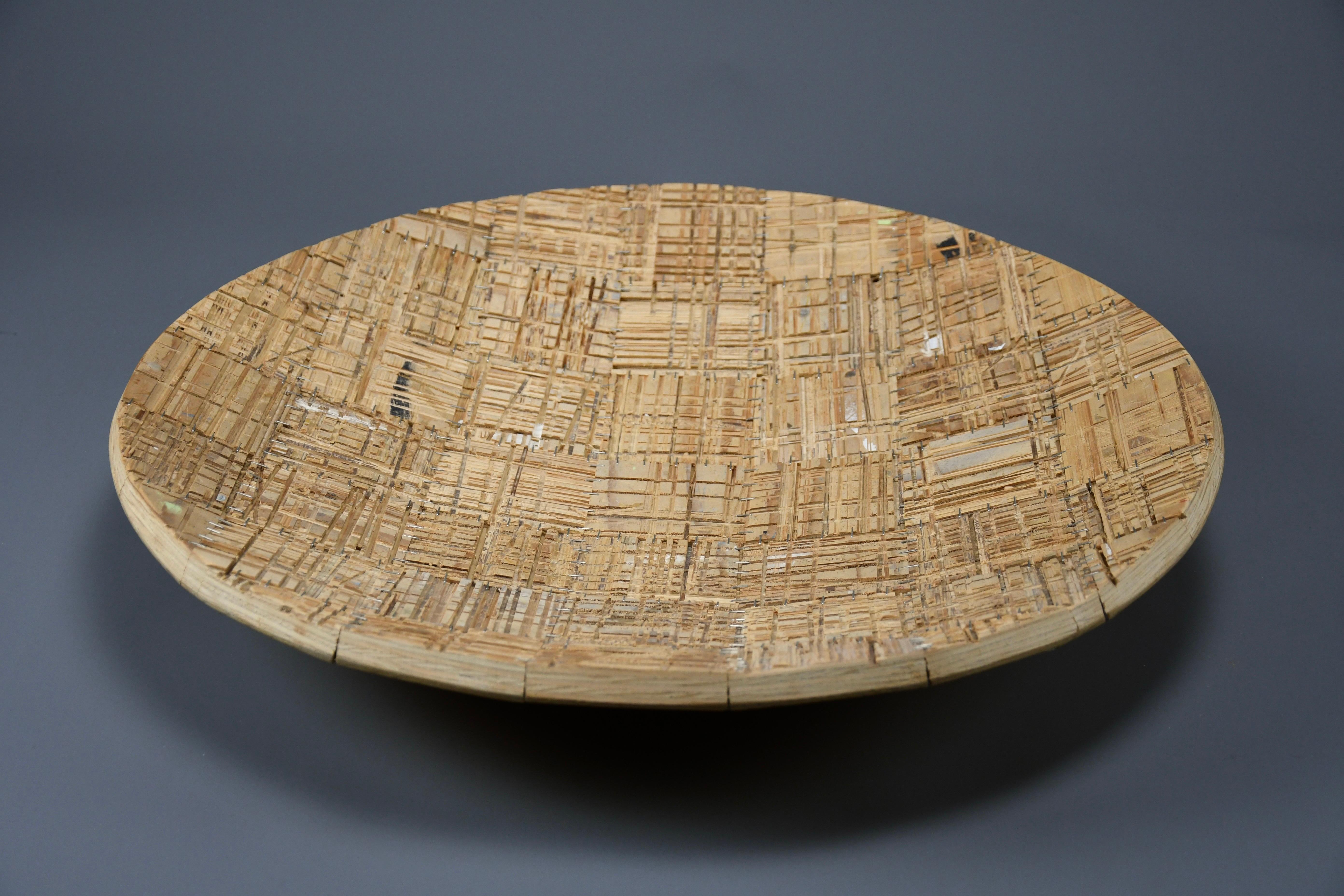 Néerlandais Centre sculptural en bois contemporain ou pièce d'art par Rik David 2001 en vente