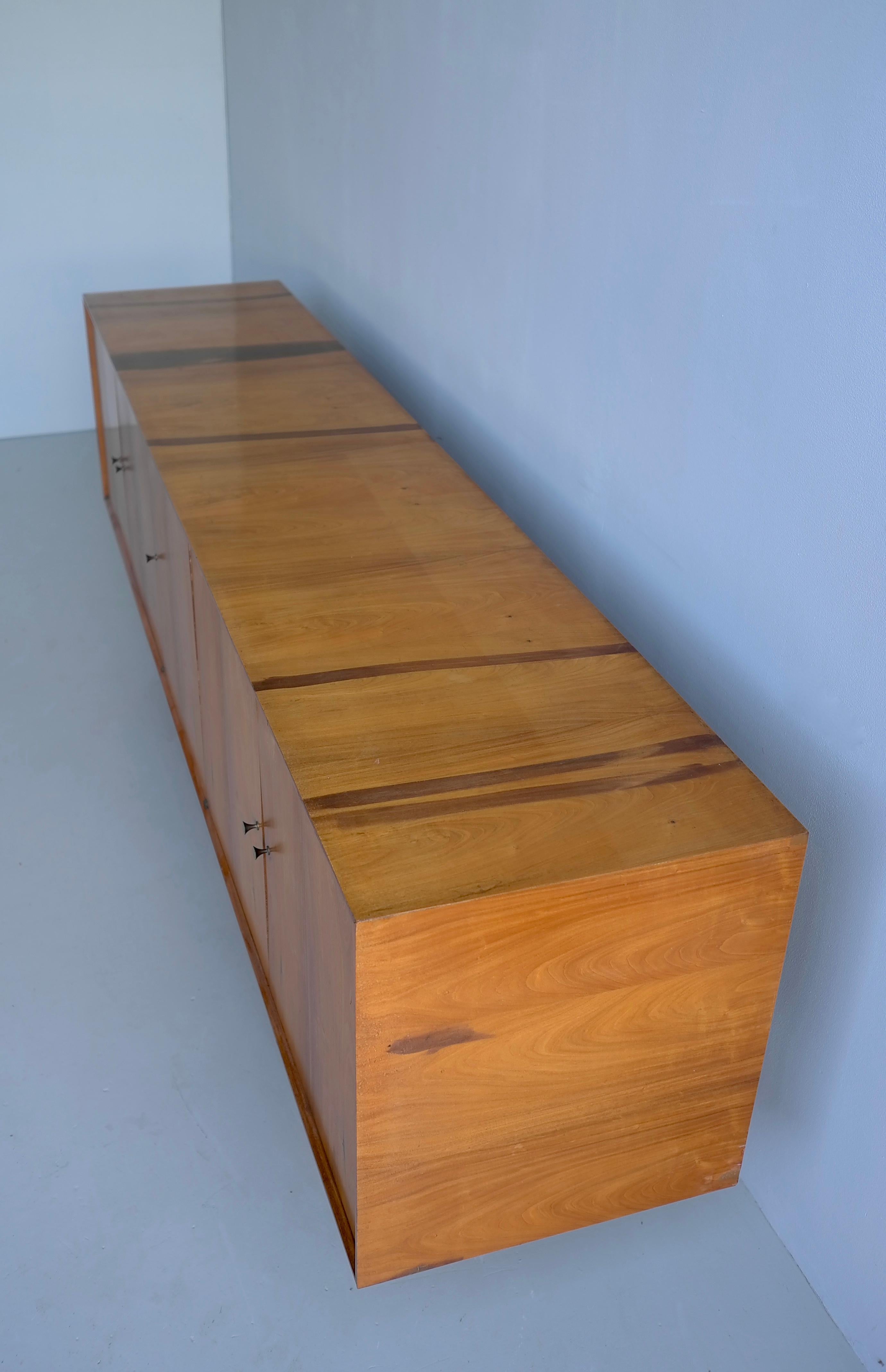 Sculptural Credenza-Sideboard by Giuseppe Scapinelli , Brazil 1950s en venta 8