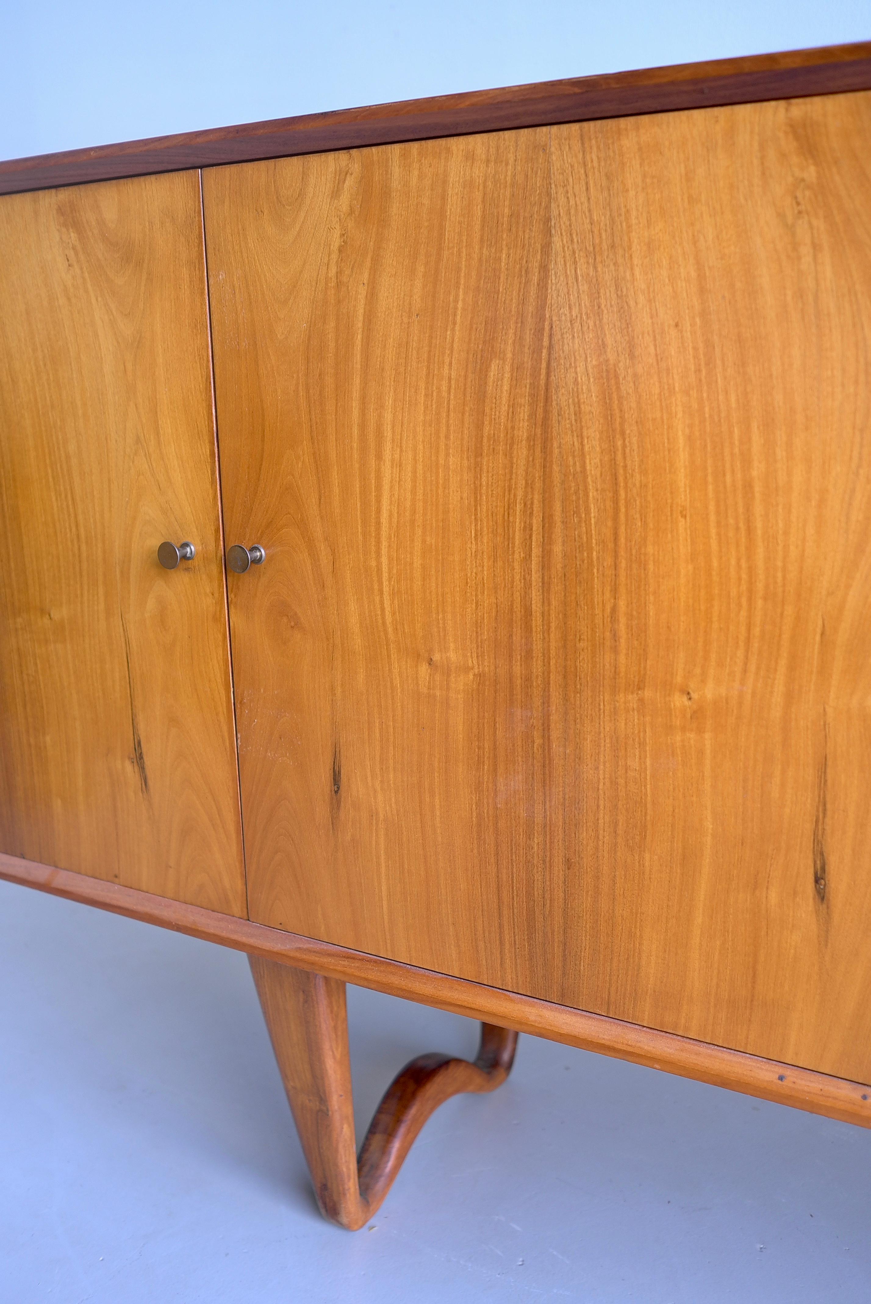 Brazilian Sculptural Credenza-Sideboard by Giuseppe Scapinelli , Brazil 1950s