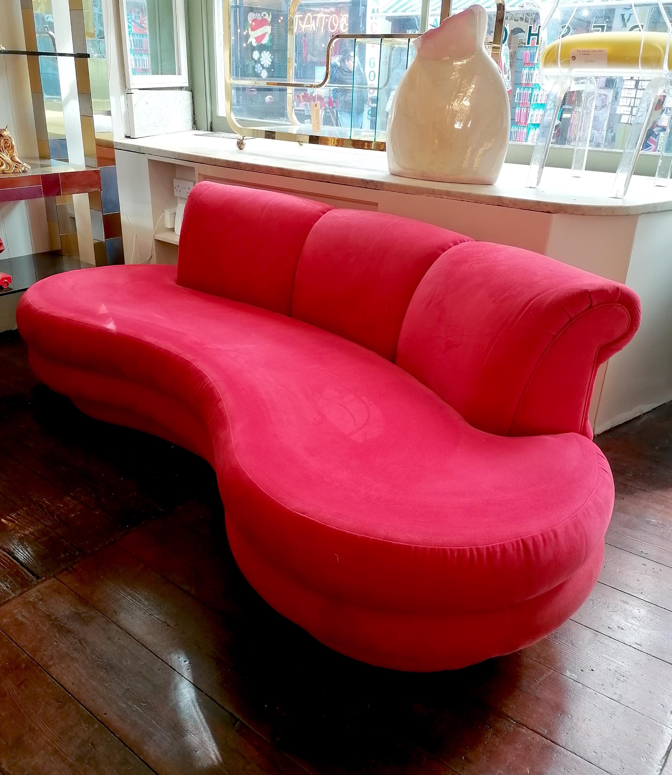 American Sculptural curved cloud sofa by Adrian Pearsall for Comfort Designs, USA 1980s.  For Sale