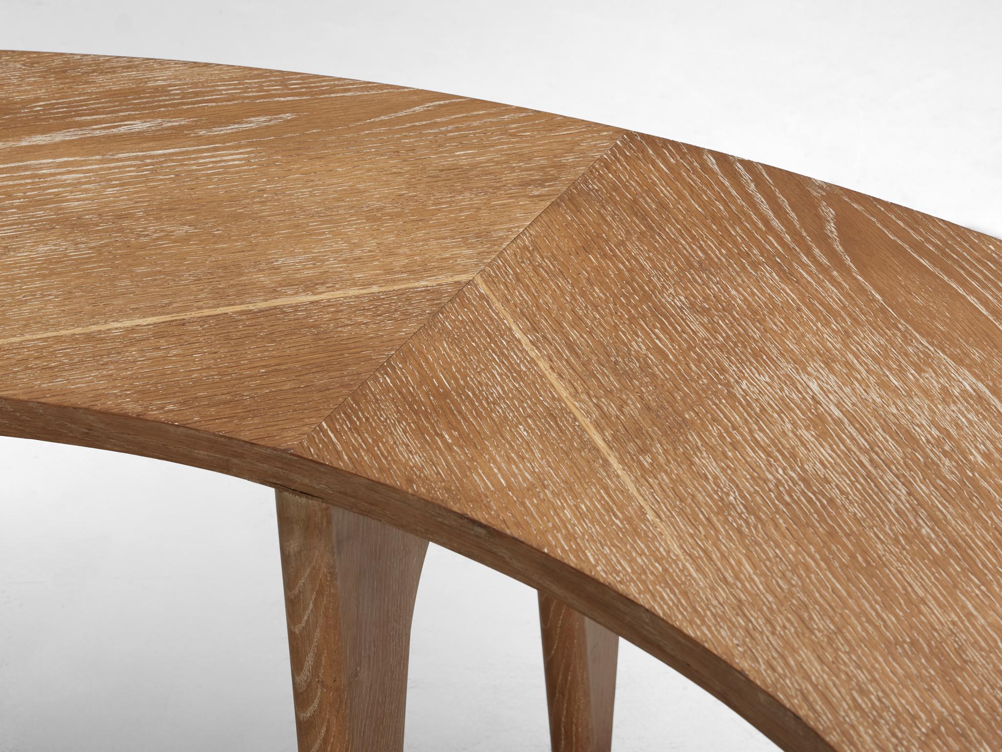 Sculptural Curved Display or Side Table in Cerused Oak In Good Condition For Sale In Waalwijk, NL