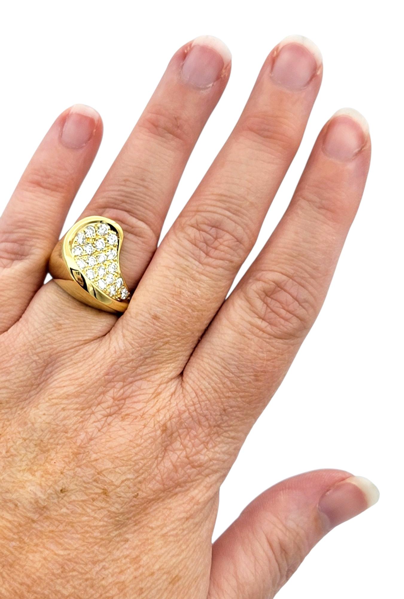 Sculptural Curved Pavé Diamond Cocktail Ring in 18 Karat Yellow Gold, E-F / VS1 For Sale 4
