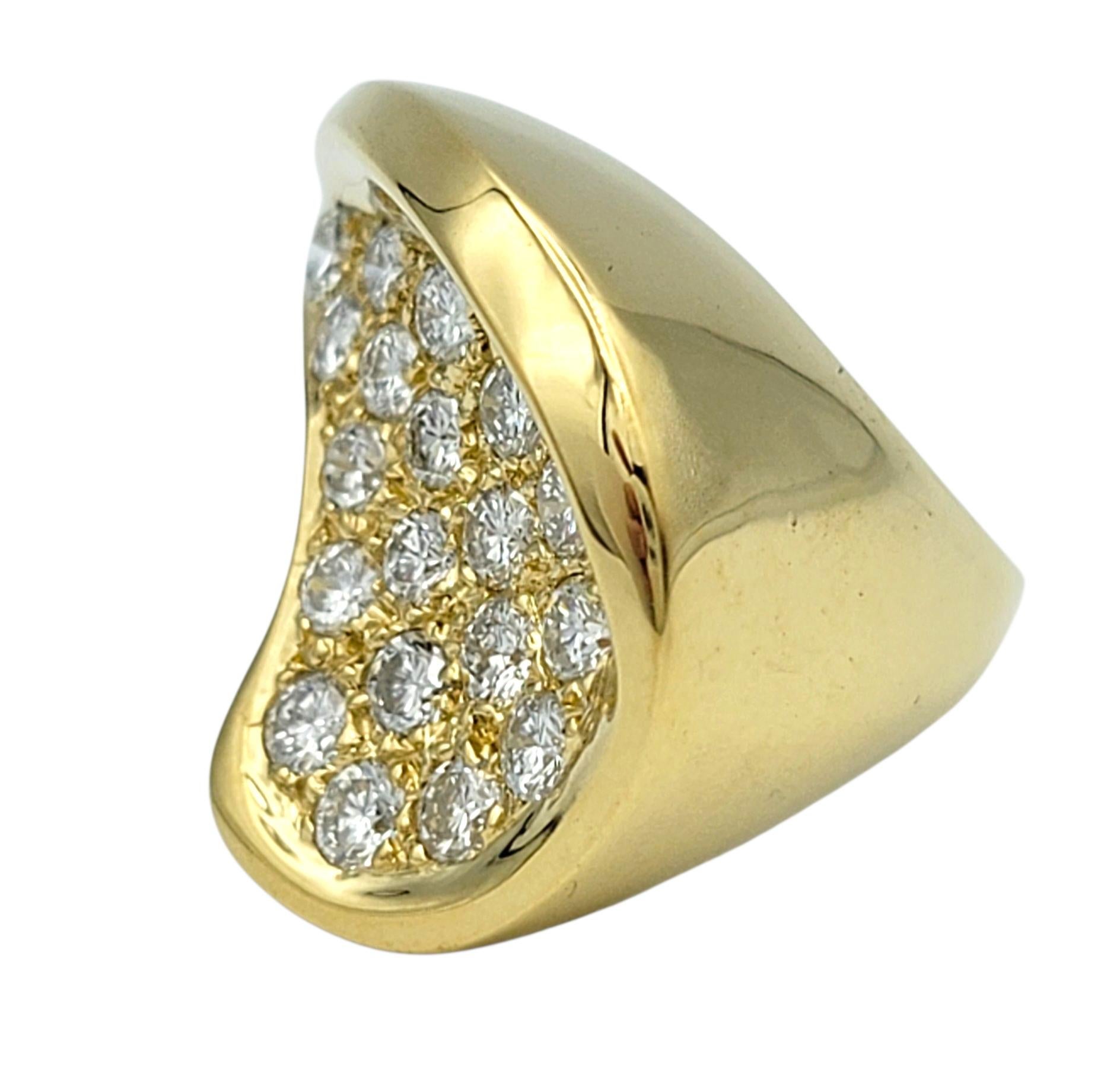 Sculptural Curved Pavé Diamond Cocktail Ring in 18 Karat Yellow Gold, E-F / VS1 In Good Condition For Sale In Scottsdale, AZ