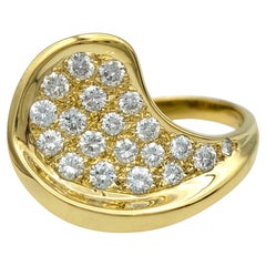 Sculptural Curved Pavé Diamond Cocktail Ring in 18 Karat Yellow Gold, E-F / VS1