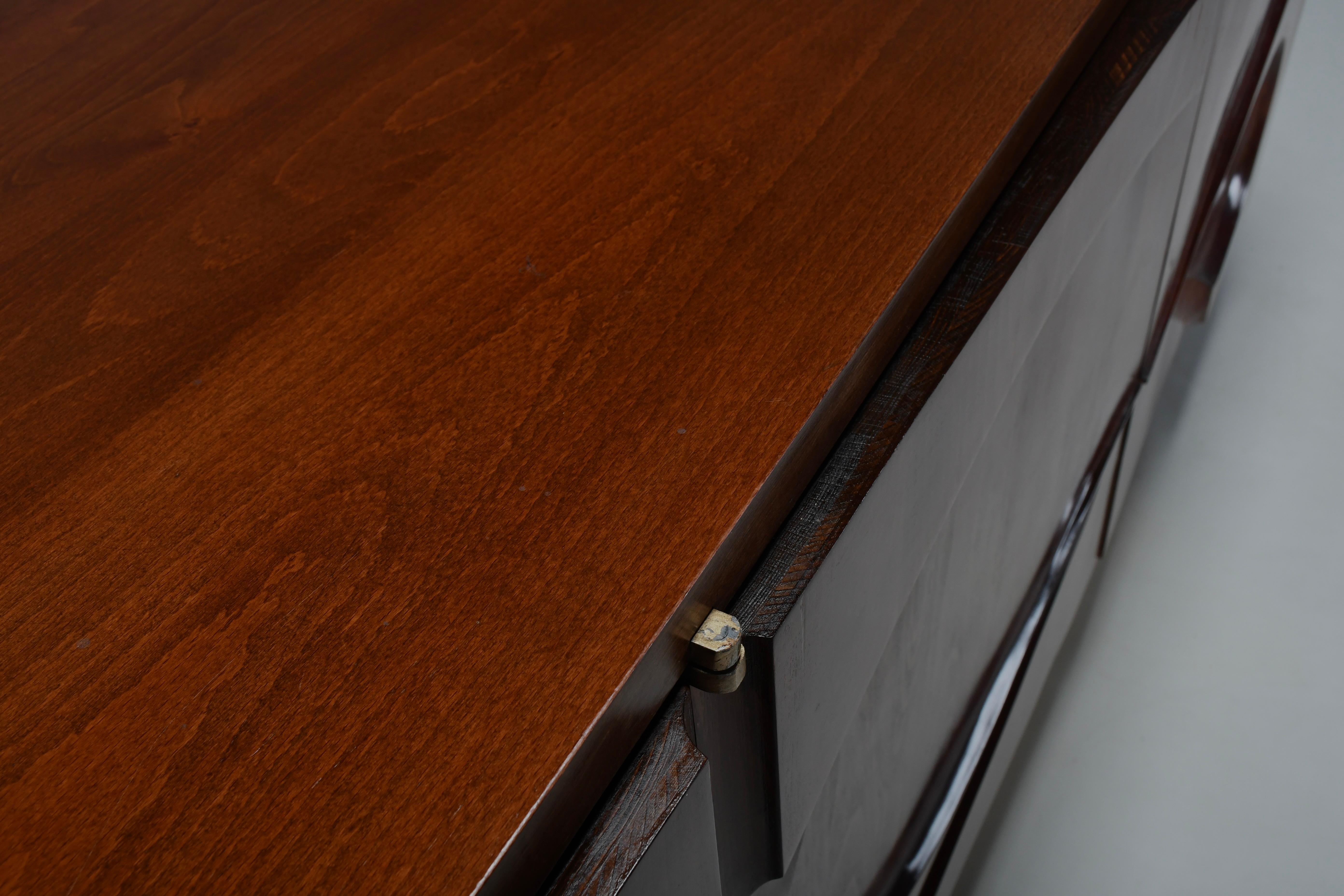 Sculptural Curved Wooden Sideboard in the style of Michael Coffey For Sale 4