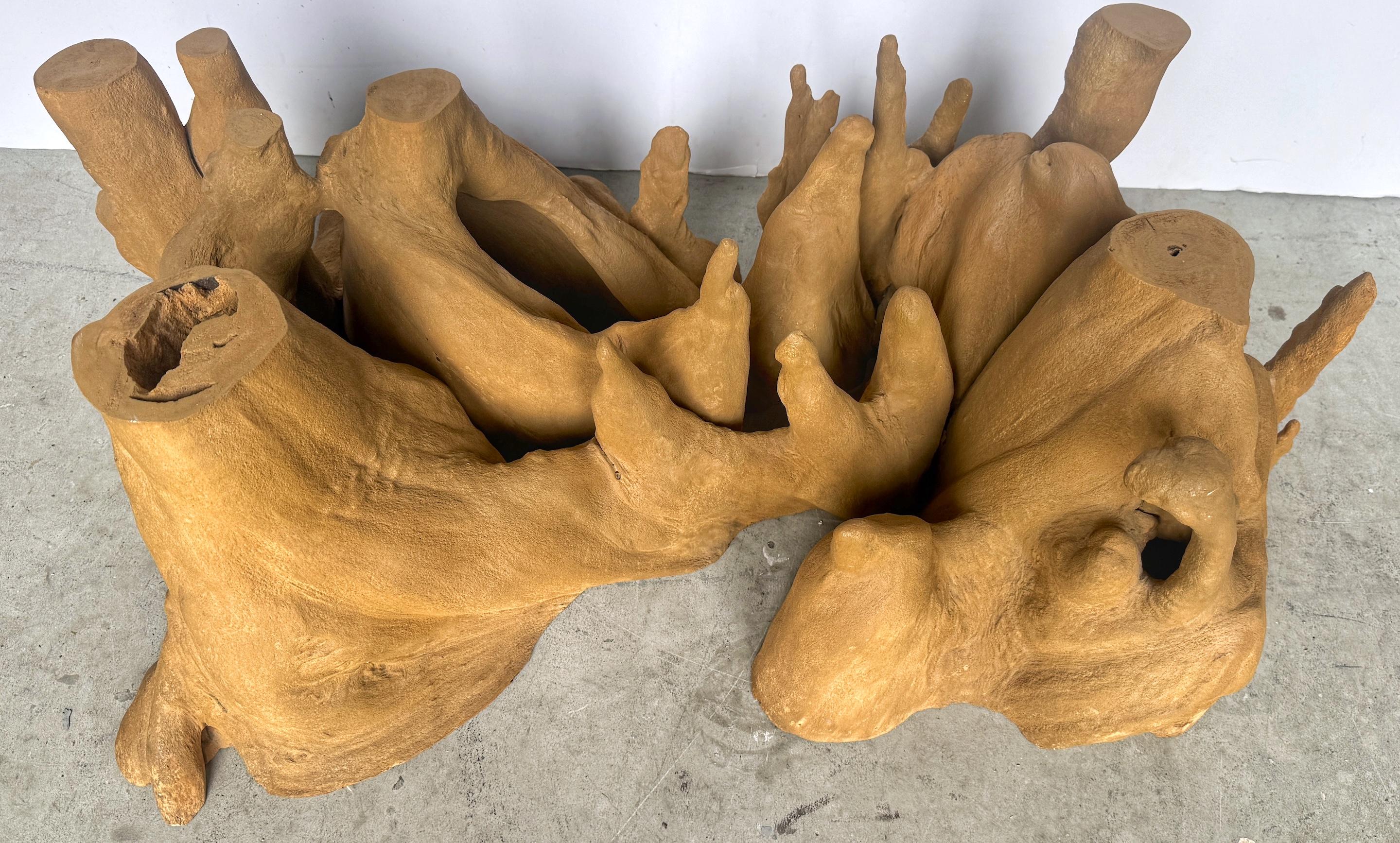Skulpturaler Couchtischsockel mit Zypressenwurzel-Landschaft von Fred Lindahl, 1978 im Zustand „Gut“ im Angebot in West Palm Beach, FL