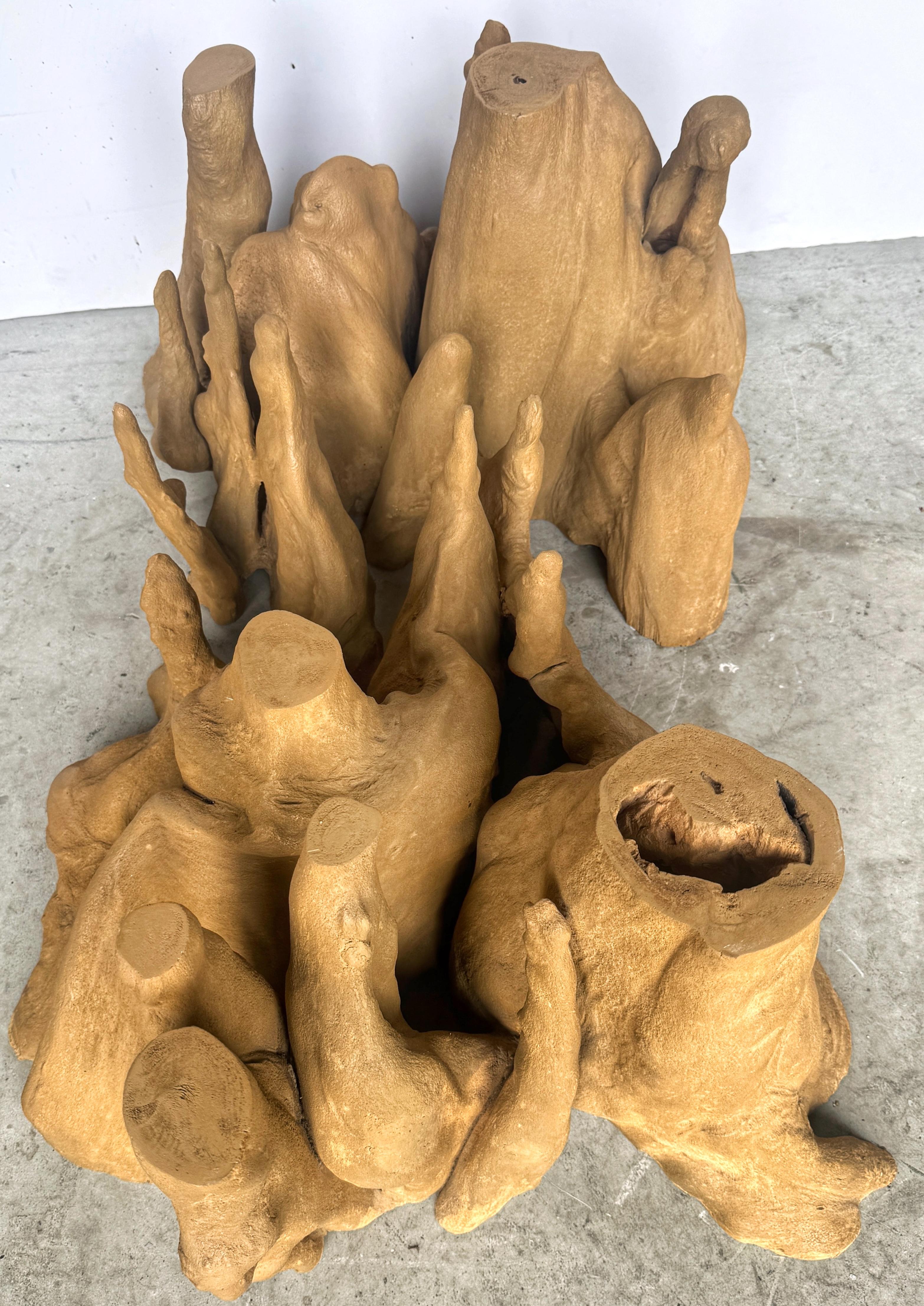 Skulpturaler Couchtischsockel mit Zypressenwurzel-Landschaft von Fred Lindahl, 1978 (20. Jahrhundert) im Angebot