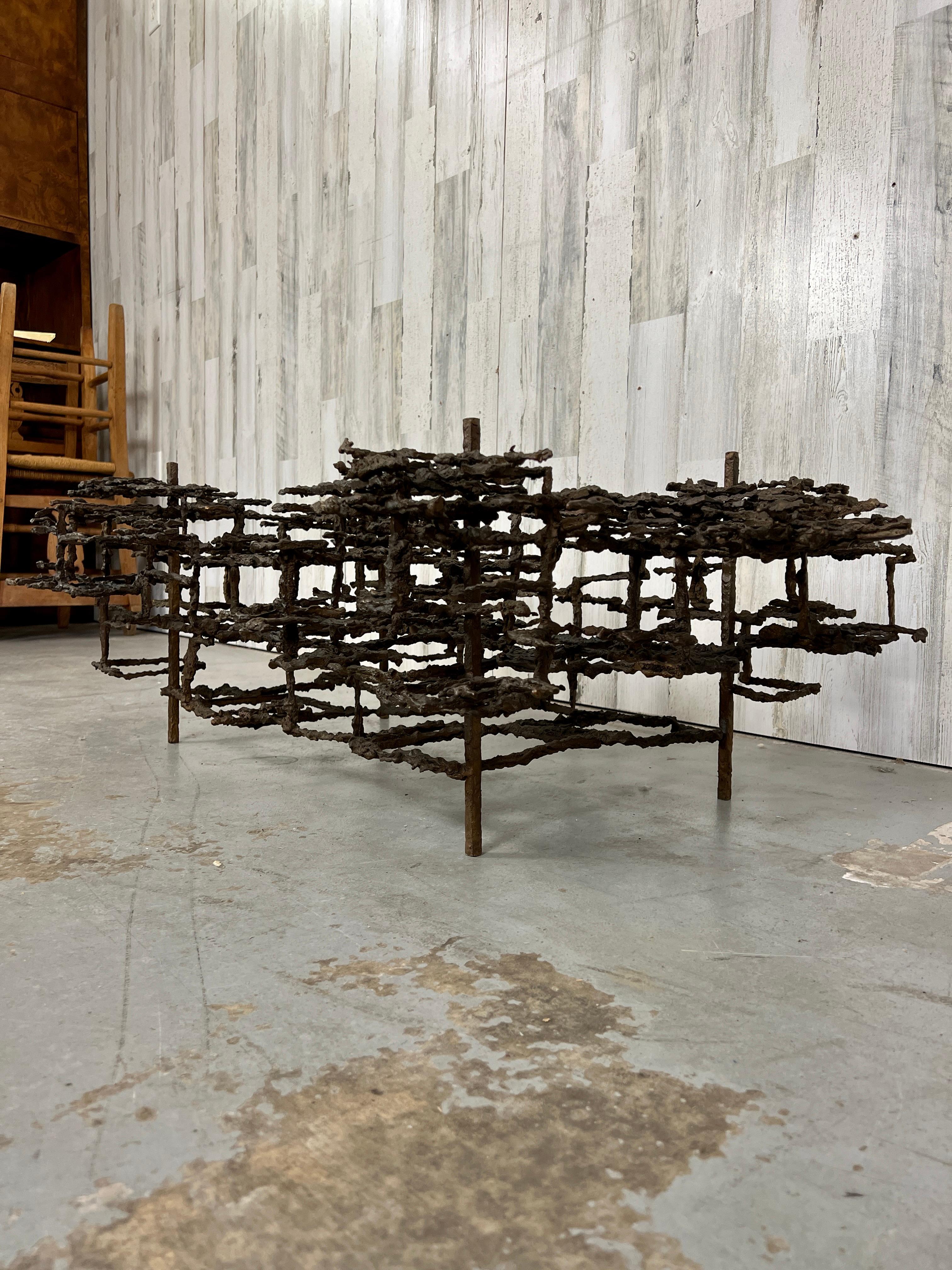 Table basse sculpturale Daniel Gluck en vente 5
