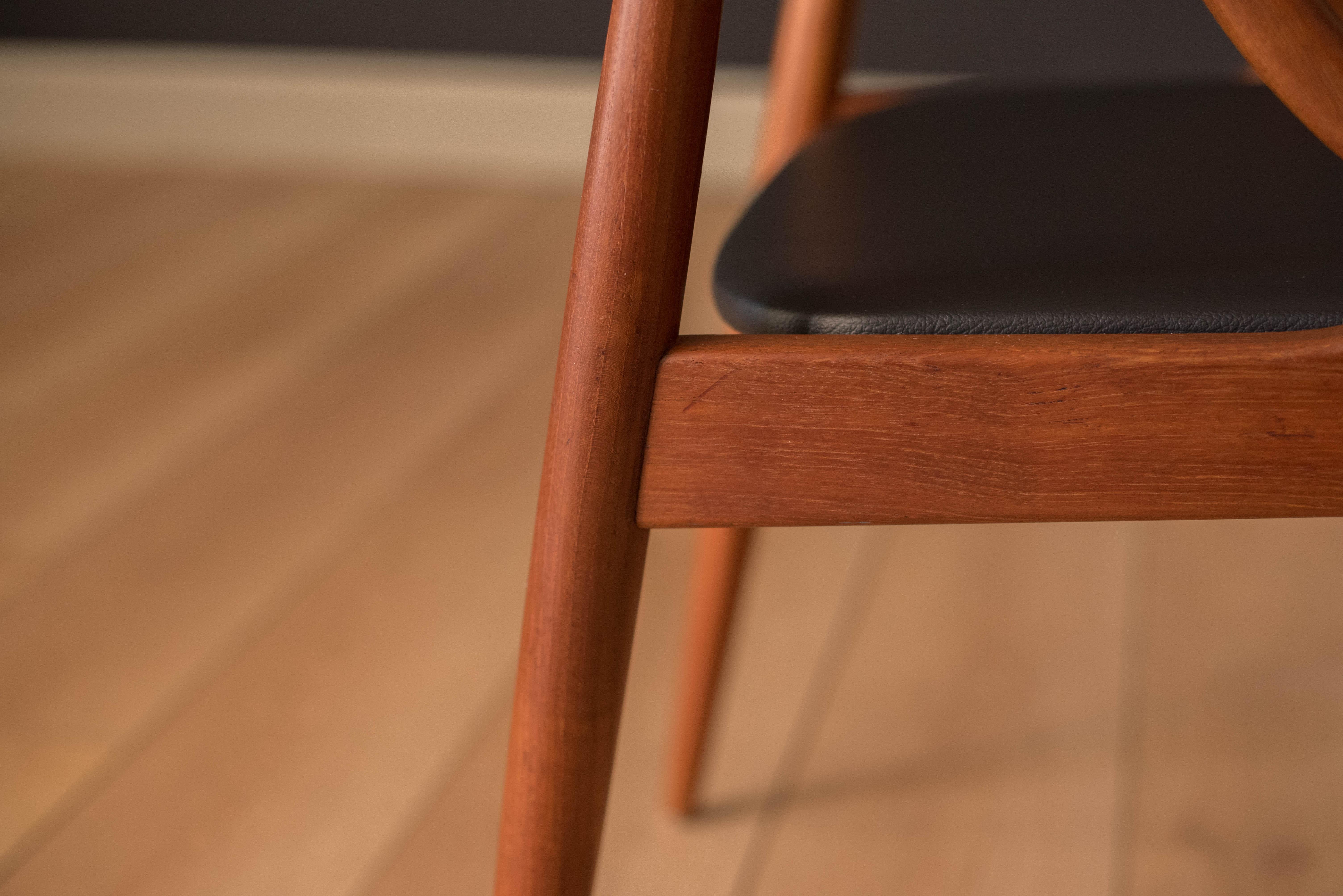 Sculptural Danish Dining Chairs by Johannes Andersen 3