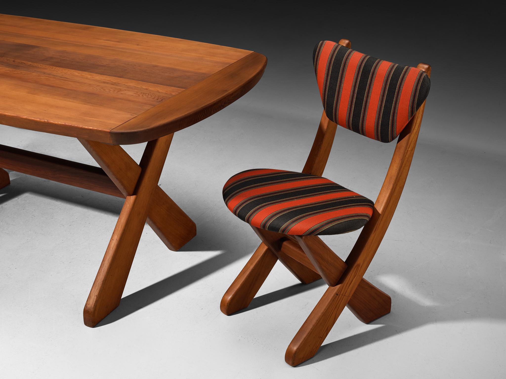Scandinavo moderno Set da pranzo danese scultoreo in pino dell'Oregon in vendita