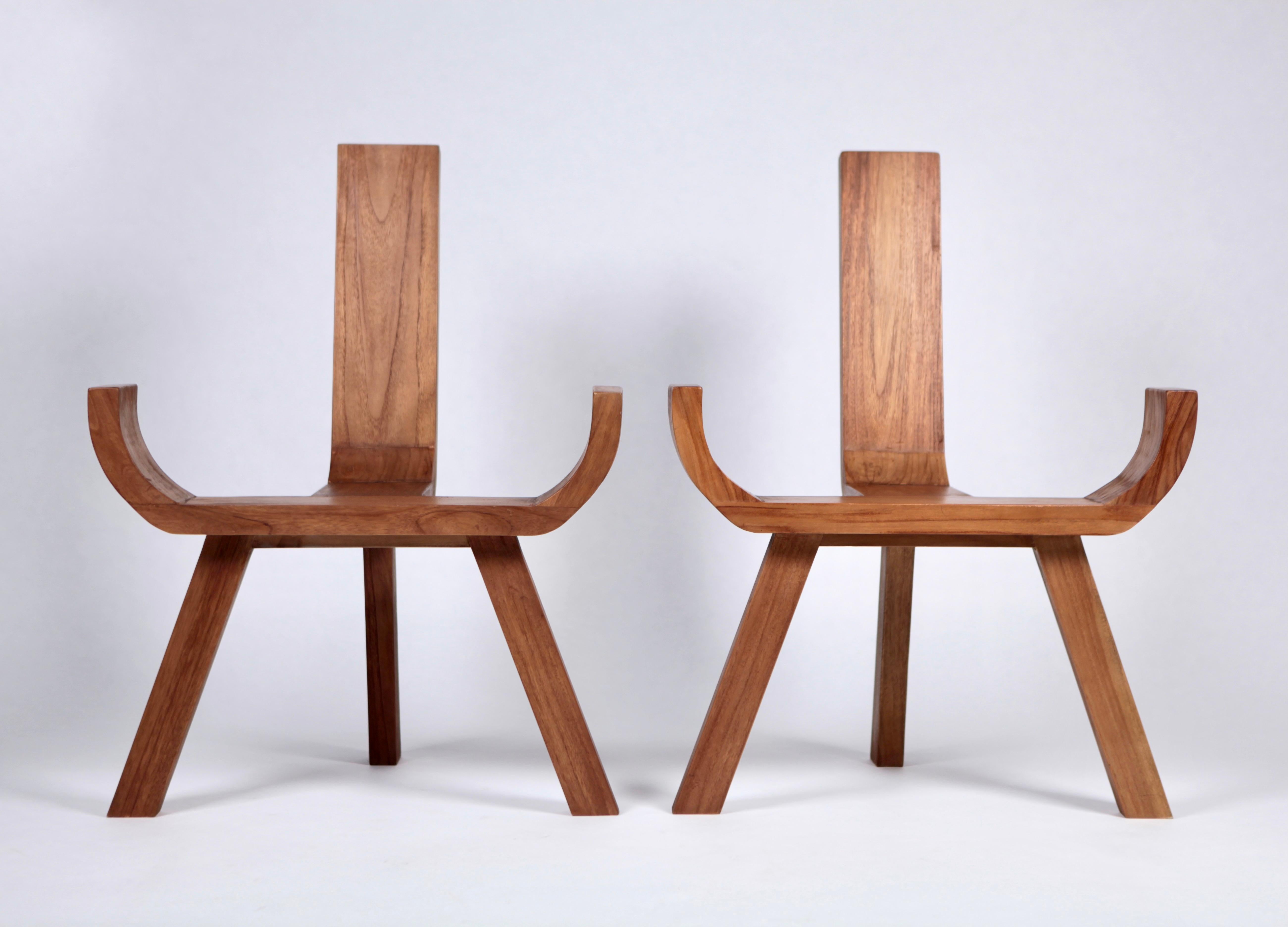 A pair of rare sculptural teak armchairs, Danish work from the 1960s.
Absolute eye catcher and quite comfortable.
Excellent vintage condition.