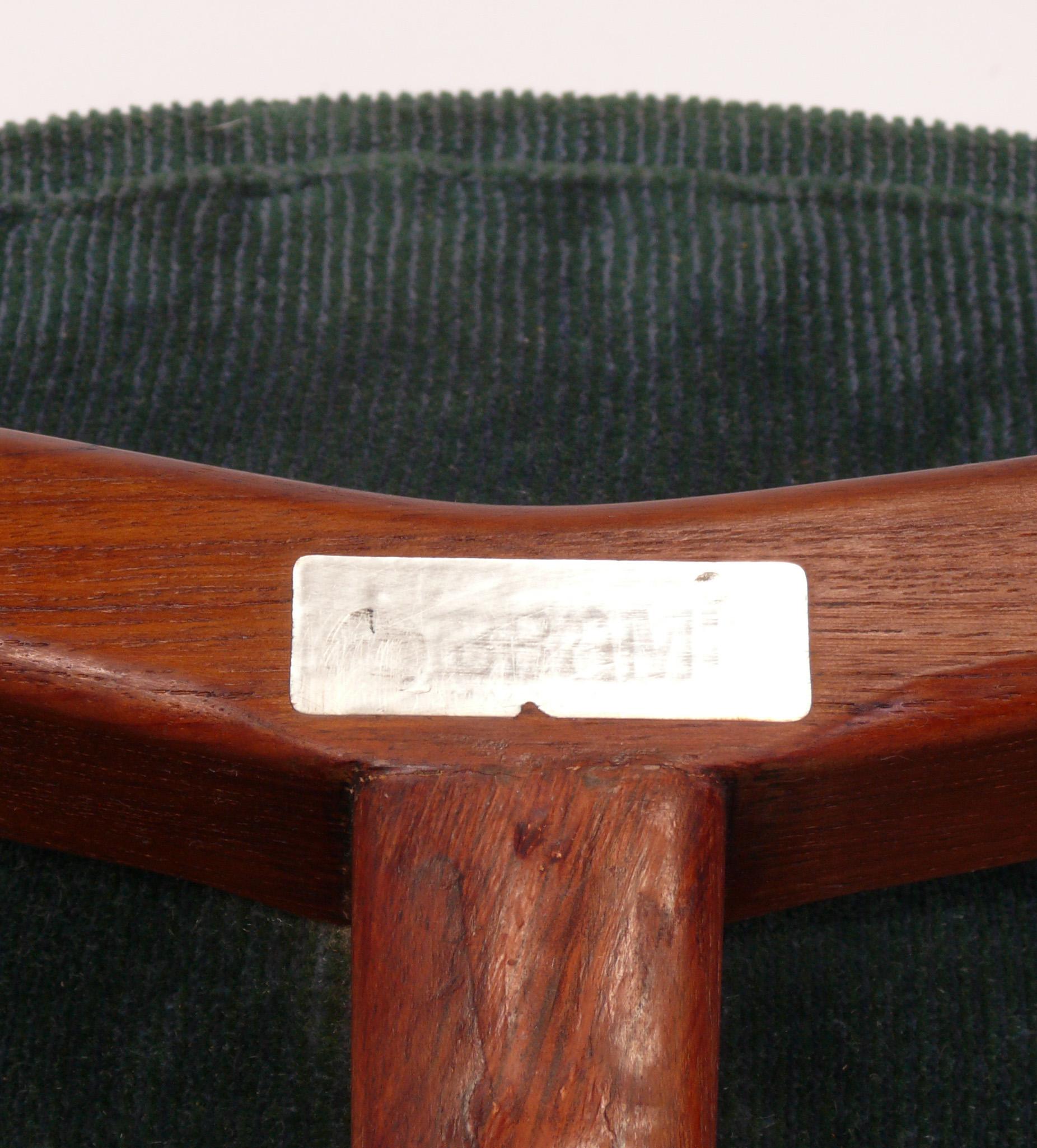 Silla y otomana escultóricas danesas modernas de H.W. Klein Retapizado Metal en venta